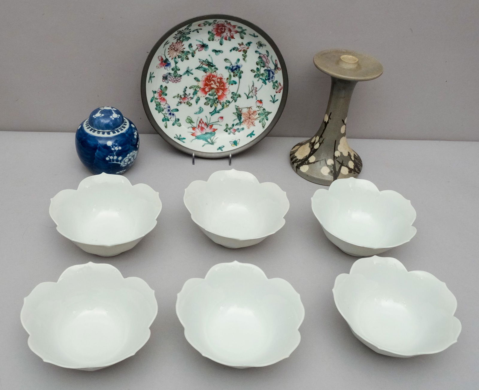 Lot of Mixed Asian Ceramics (1 of 5)