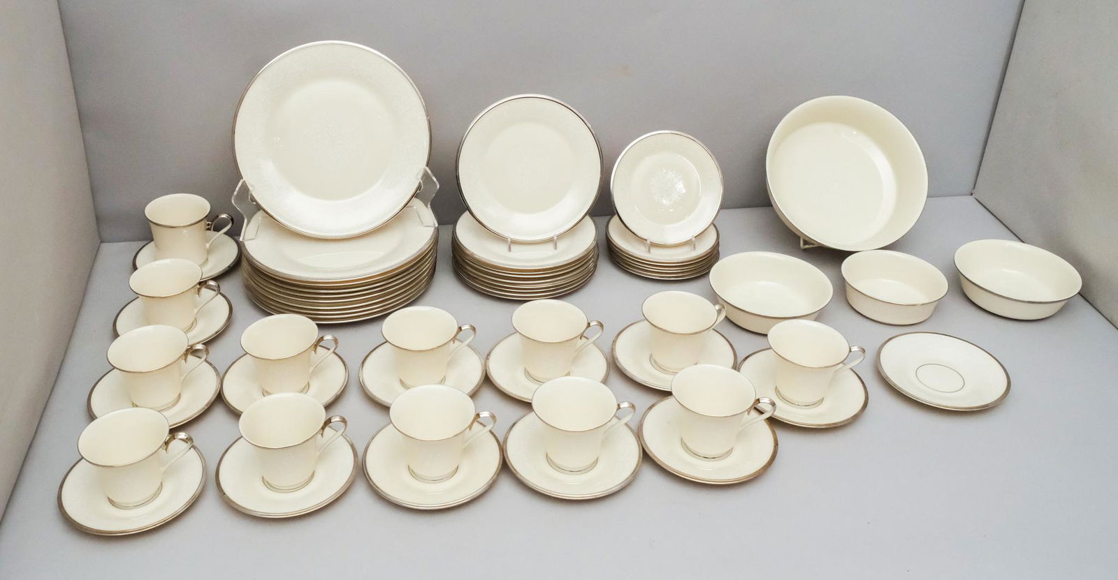 Large Lot of Lennox "Moonspun" Pattern China (1 of 12)