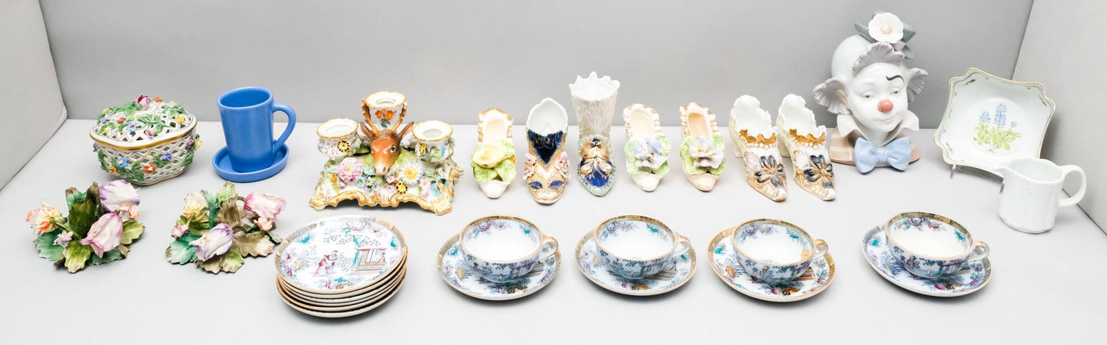 Mixed Lot of Porcelain Articles (1 of 13)
