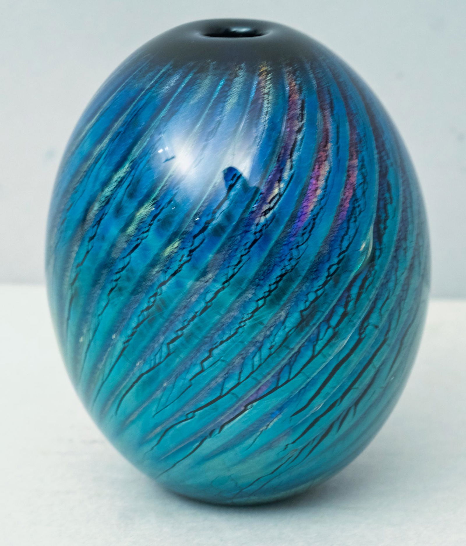Signed Robert Eickholt Blue Iridescent Swirl Vase (1 of 7)