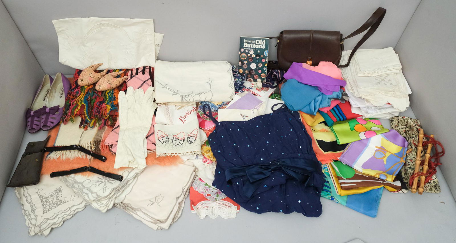 Lot of Mostly '50s & '60s Clothes & Accessories (1 of 13)