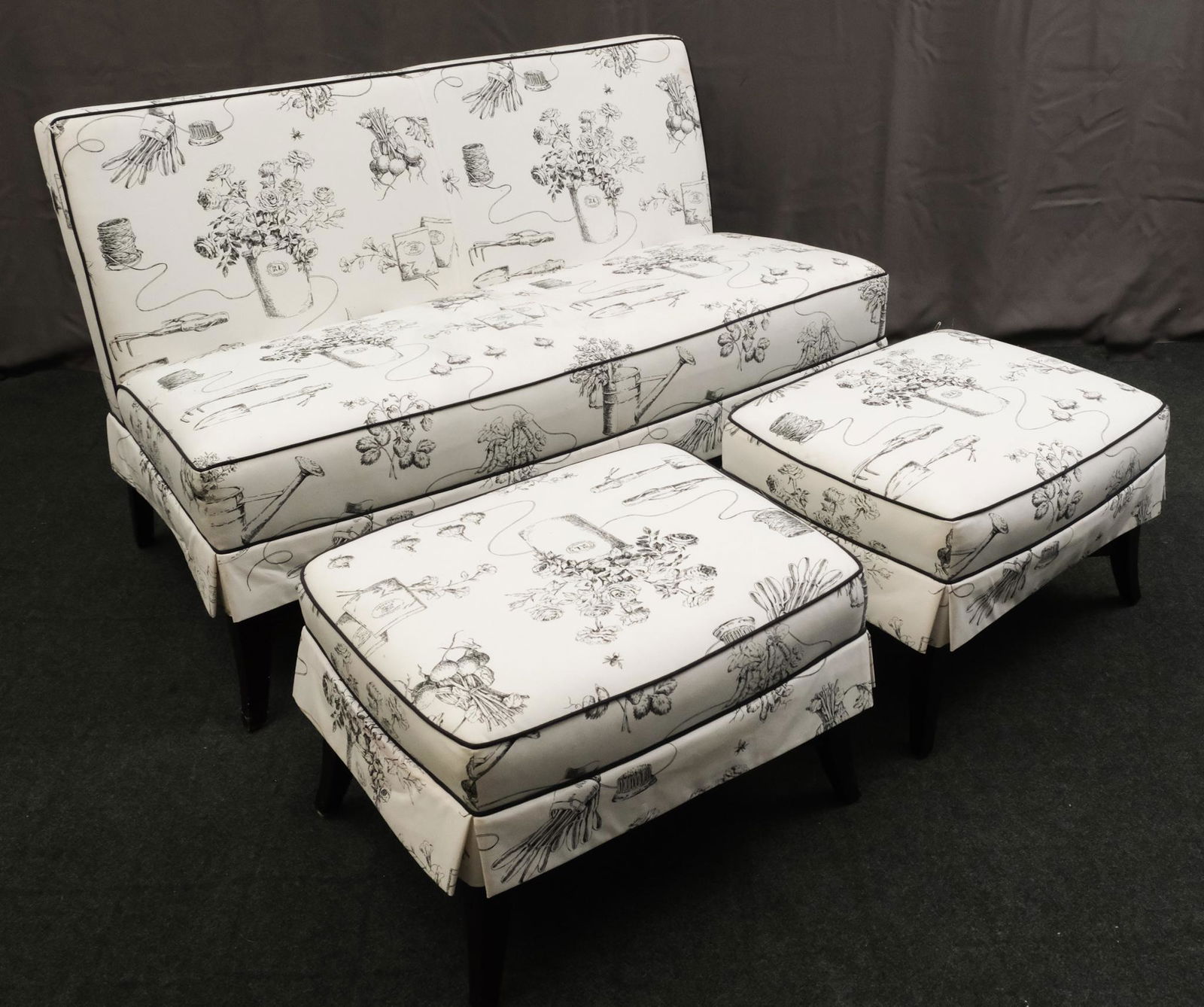 Ralph Lauren Settee & Pair of Matching Ottomans (1 of 14)