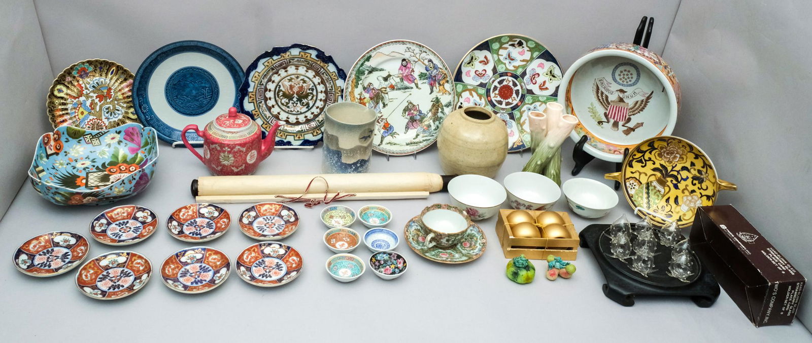 Large Group of Miscellaneous Chinese Porcelain (1 of 20)