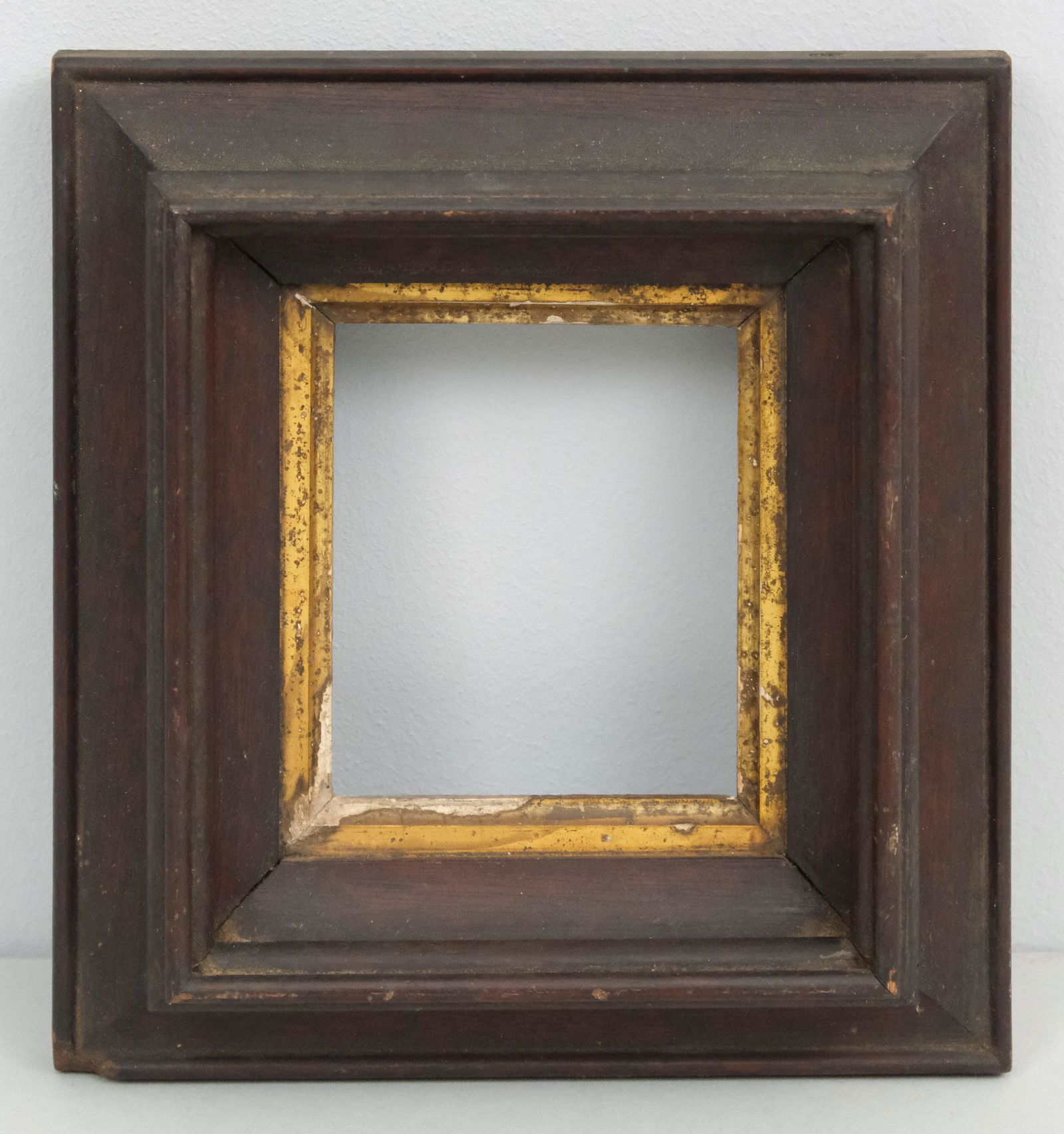 American Walnut Frame with Gilt Liner (1 of 7)