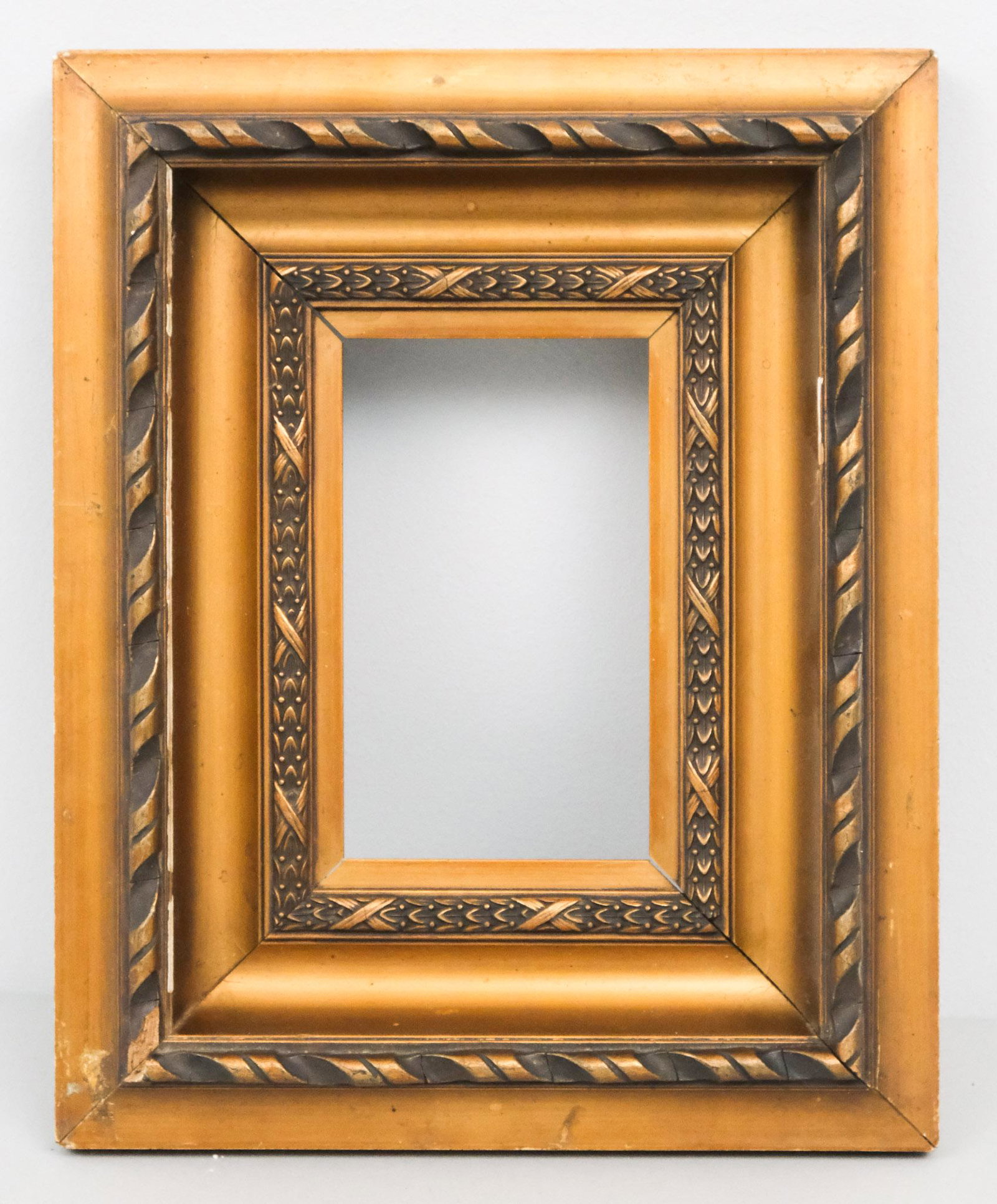 American Hudson River School Gilt Frame (1 of 4)