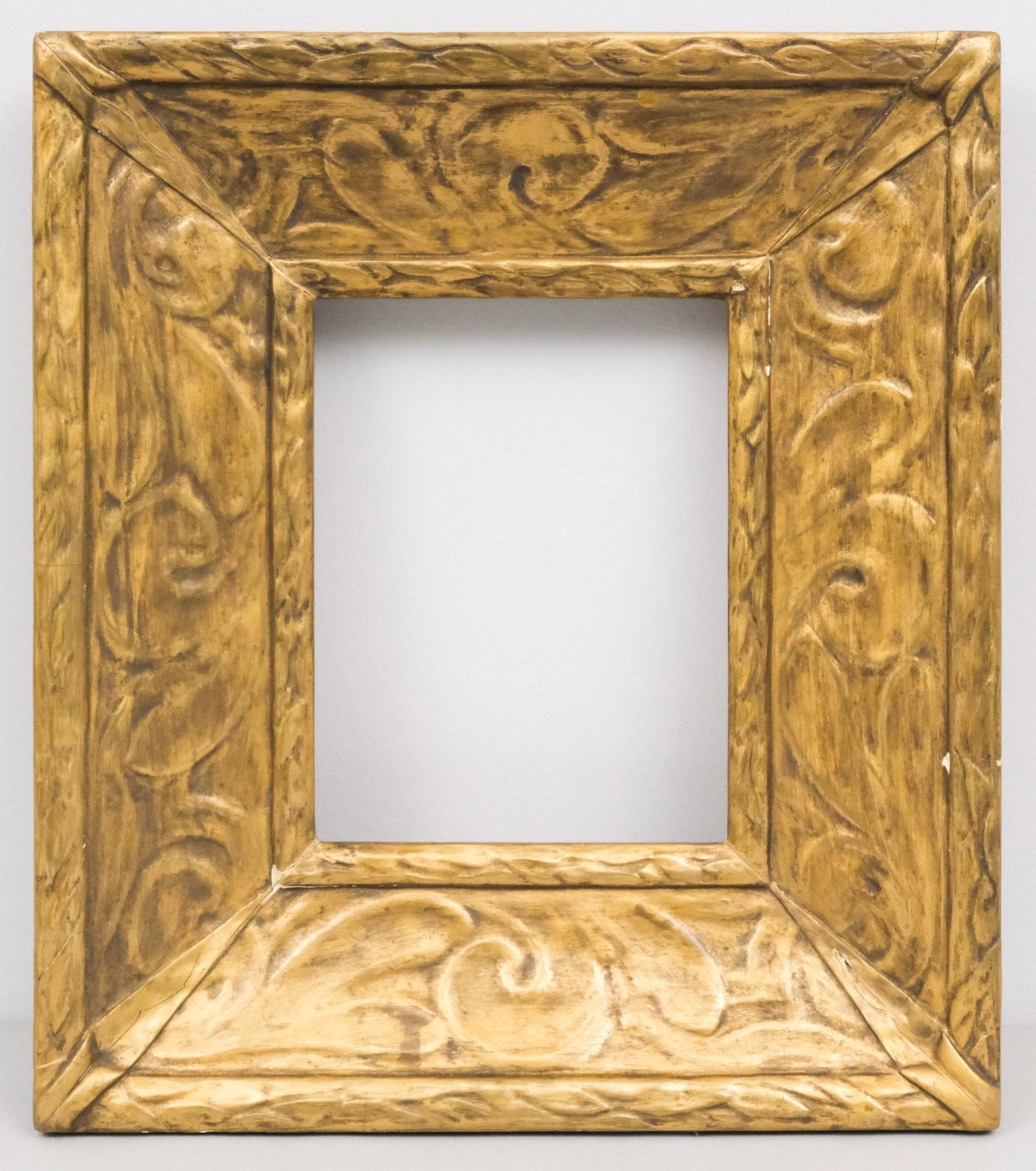 Arts & Crafts Gilt Frame: American, ca 1910, gilt frame with art nouveau motif, likely made by Newcomb Macklin. Overall 14 1/4" x 16 1/4", rabbet 6 1/2" x 8 1/2", molding 4".