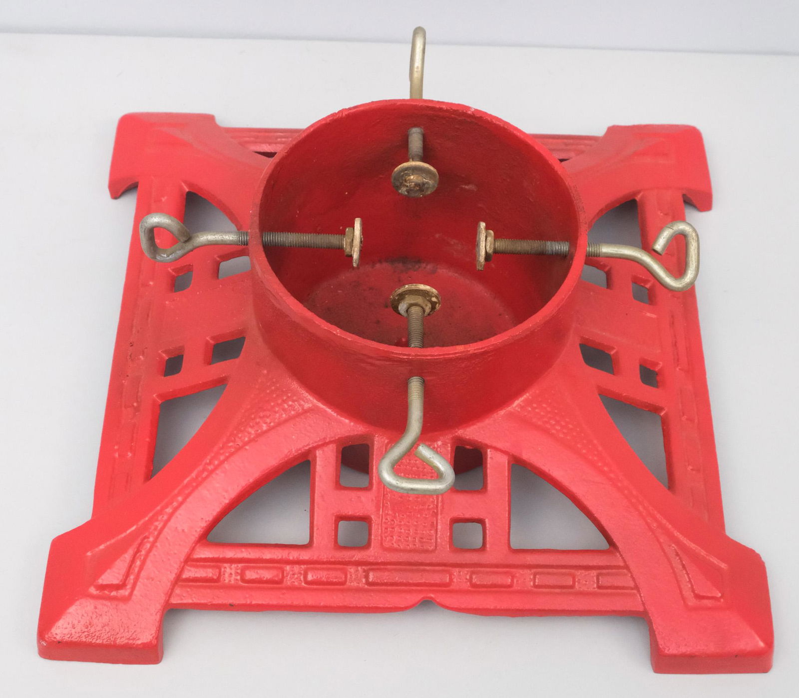 Cast Iron Christmas Tree Stand (1 of 4)