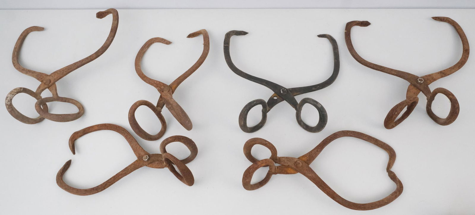 Antique Cast Iron Ice Block Tongs (1 of 3)
