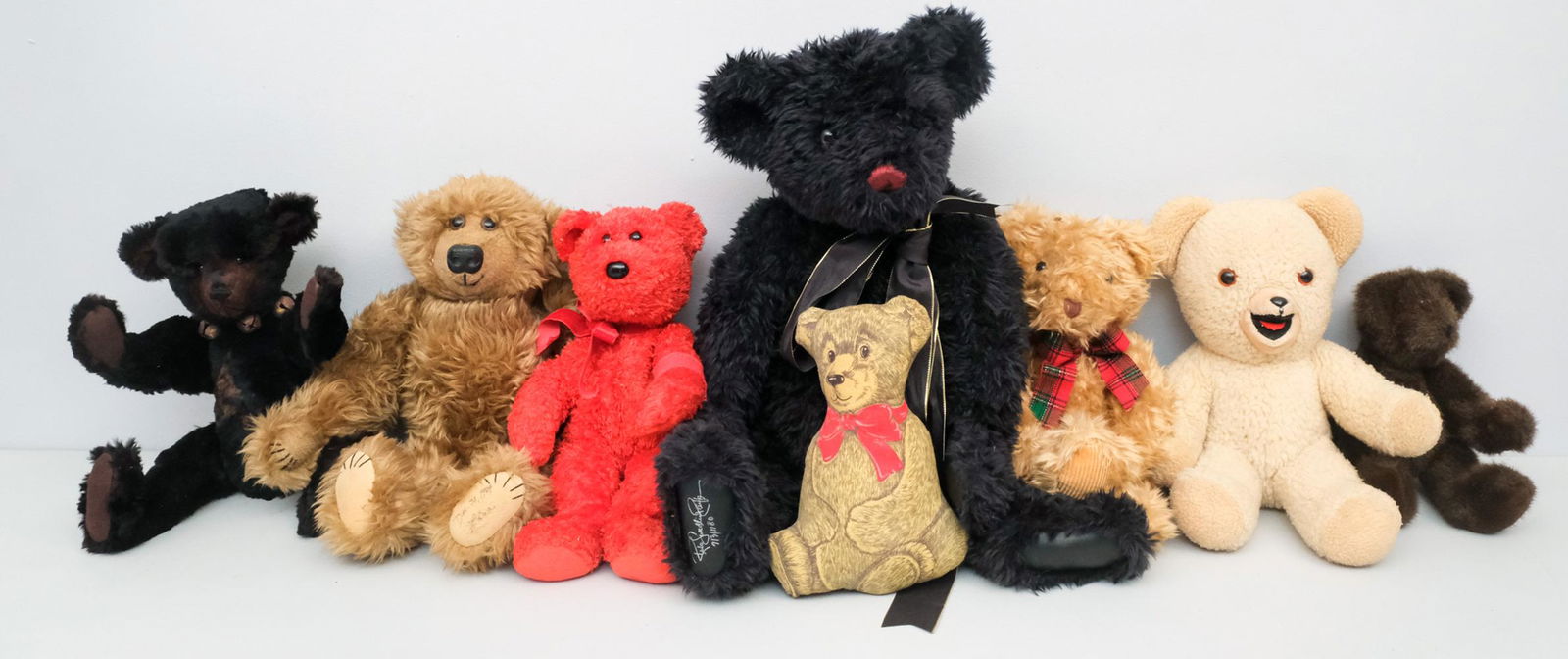 Group of Vintage Teddy Bears (1 of 20)