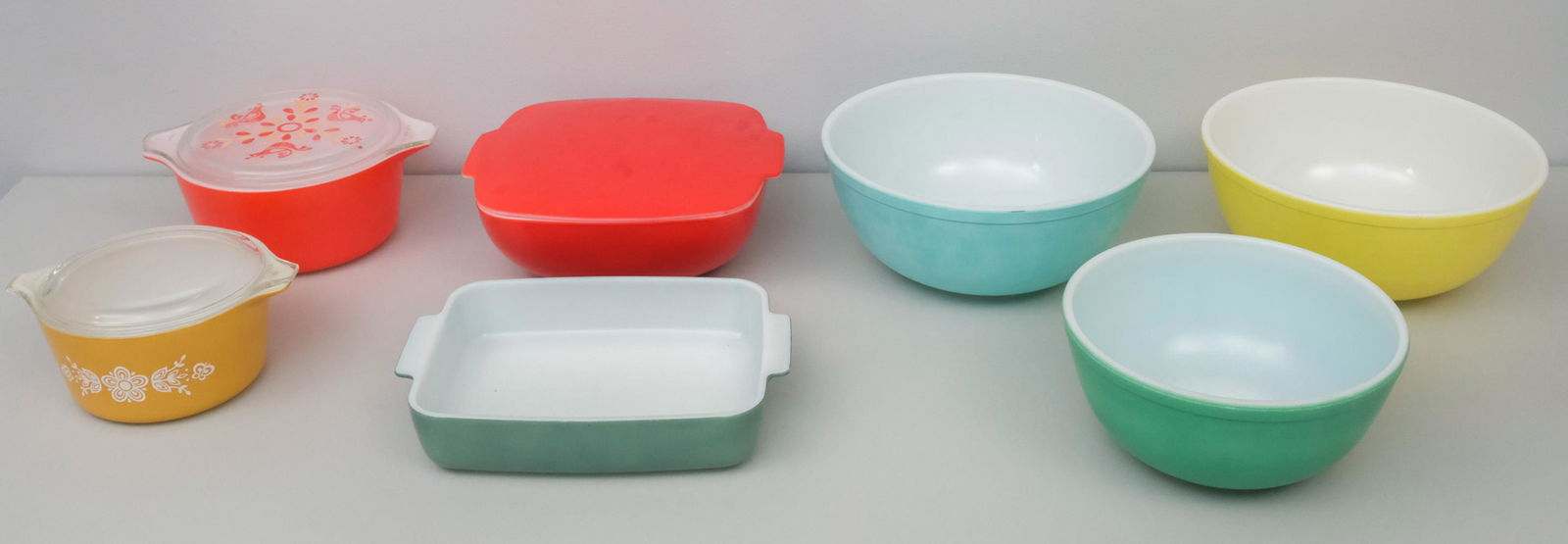 Lot of Vintage Pyrex (1 of 16)