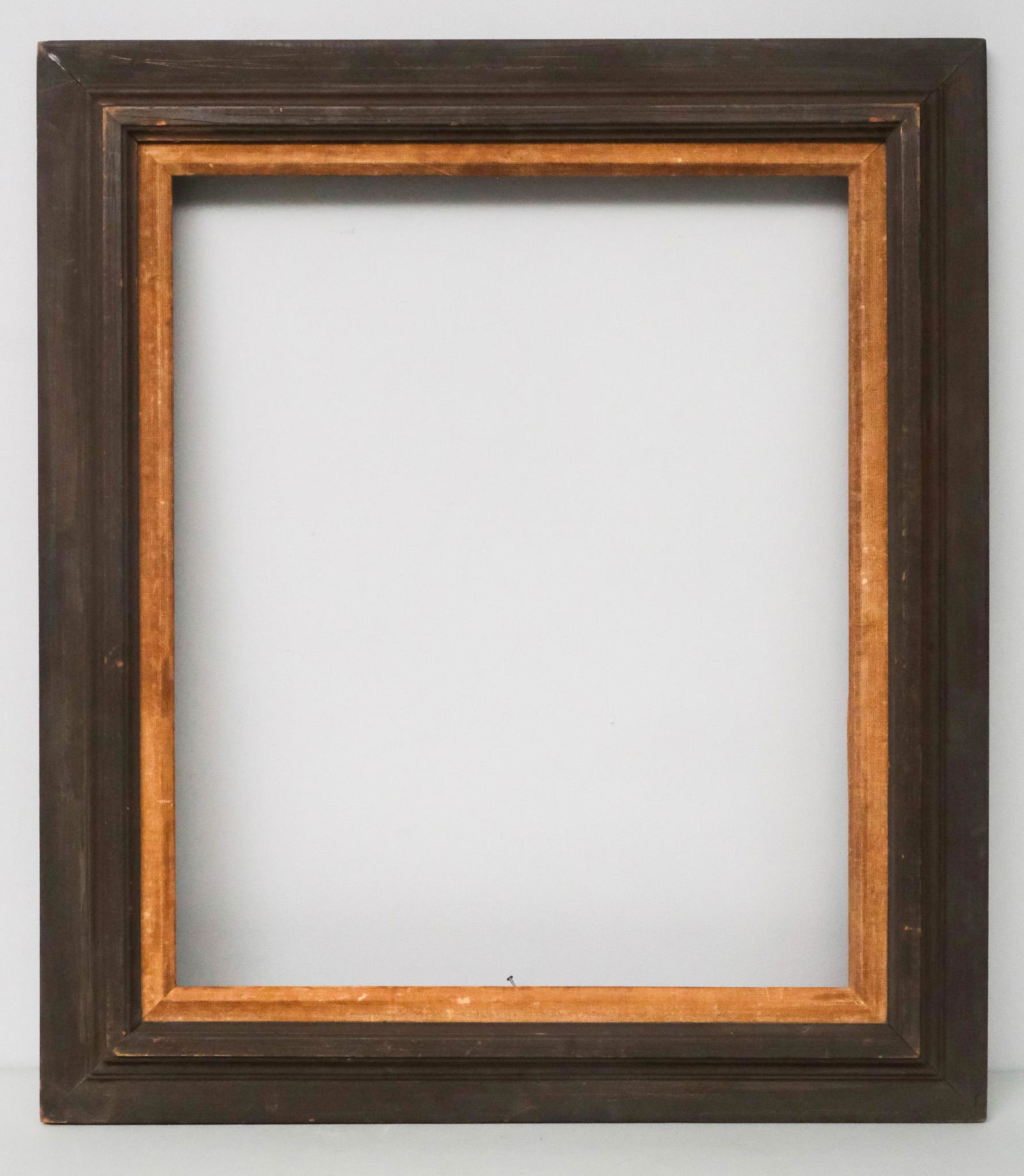 American Modernist Frame: American, circa 1950, having linen liner, in a great standard size. Overall 28" x 32", rabbet 20" x 24", molding 4".