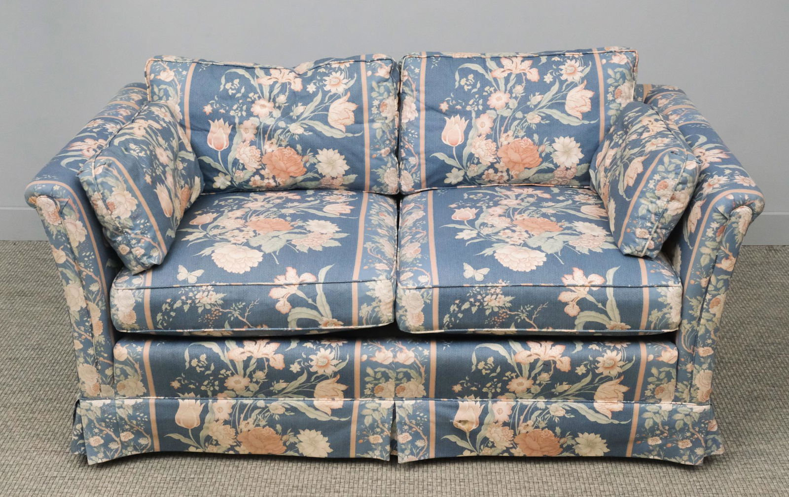 N. C. Schoonbeck Floral Loveseat (1 of 11)