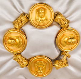 Ball & Black 18K Gold Egyptian Revival Bracelet