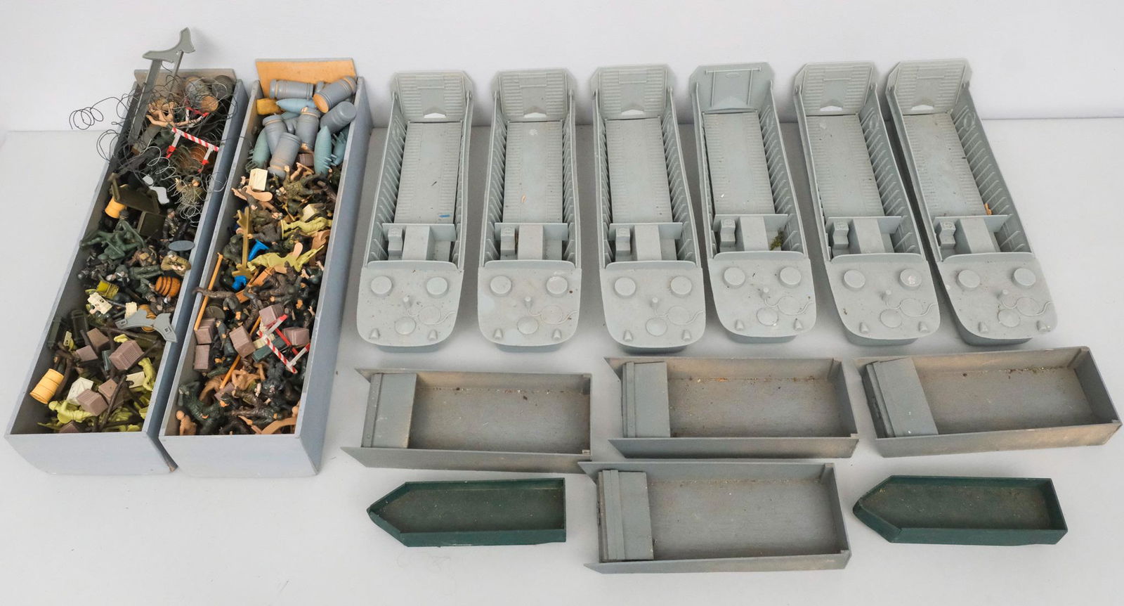 Collection of Army Men & Model Accessories (1 of 4)