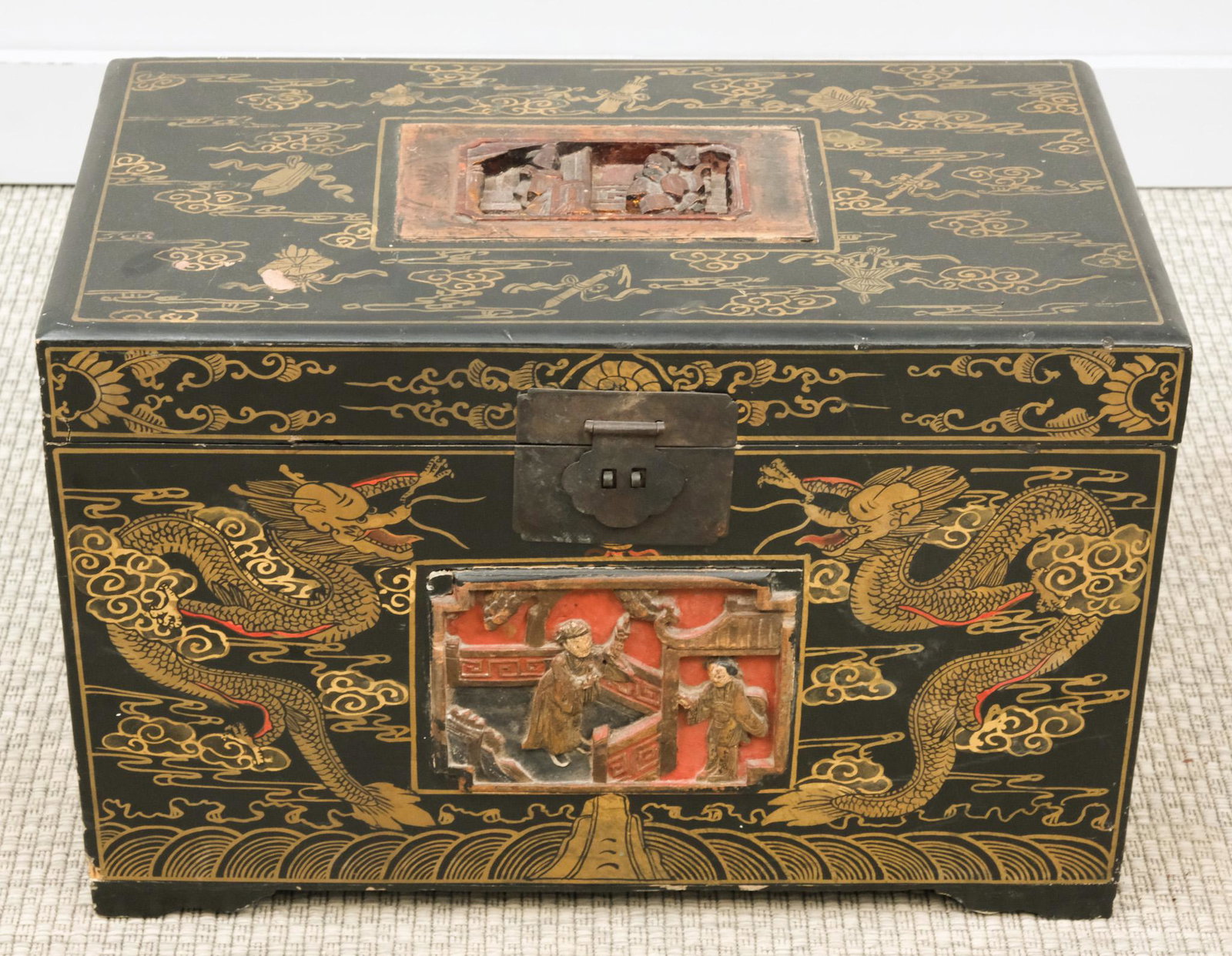 Chinese Gilt Black Lacquer Box (1 of 10)