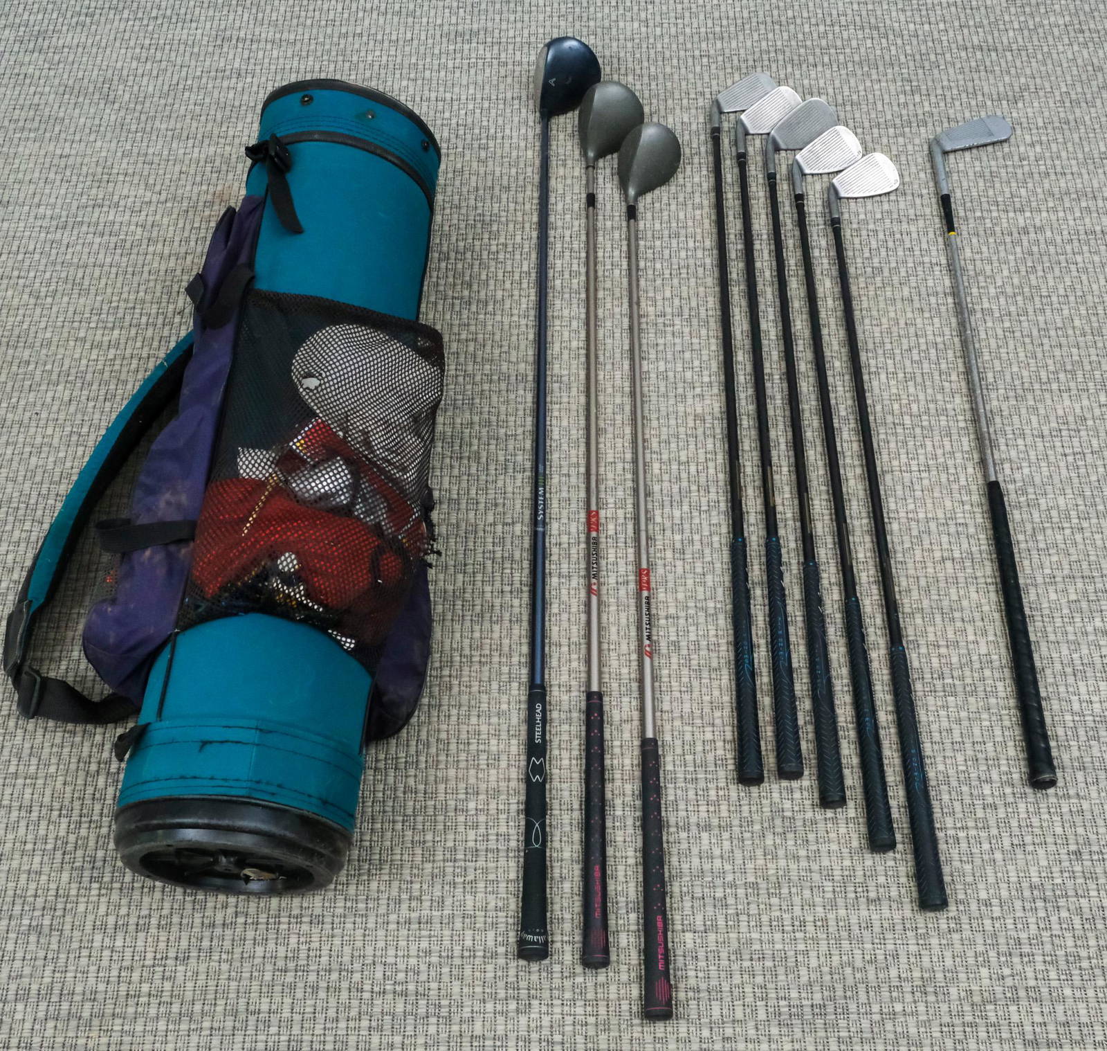 Set Of Vintage Golf Clubs Auction