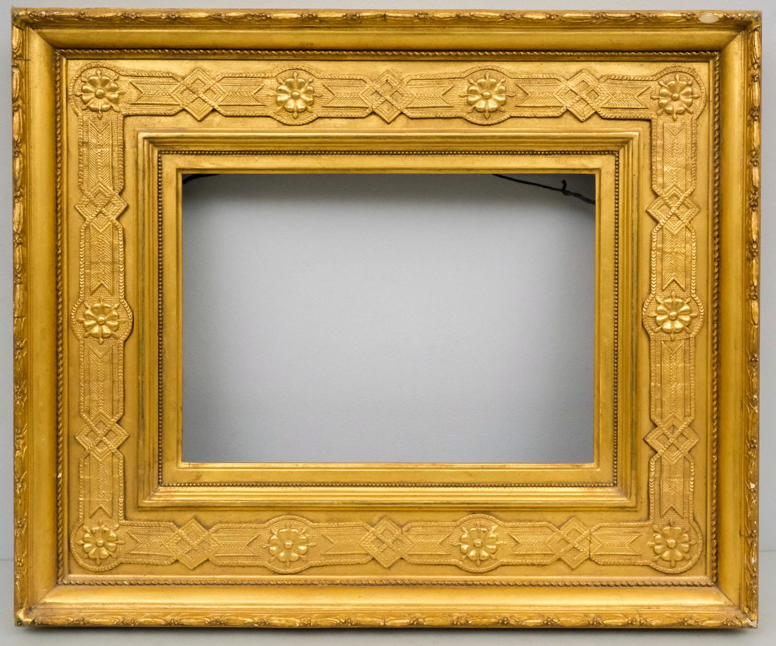 Orientalist Giltwood Frame 10" x 14" (1 of 4)