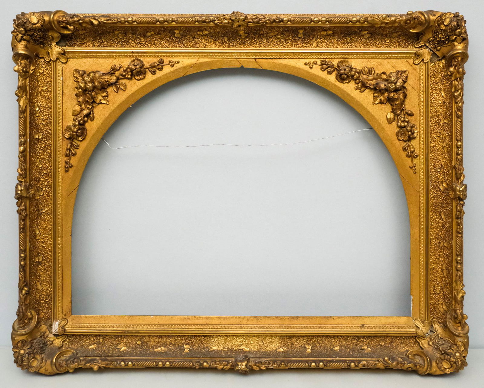 American Hudson River School Frame 22" x 30" (1 of 4)