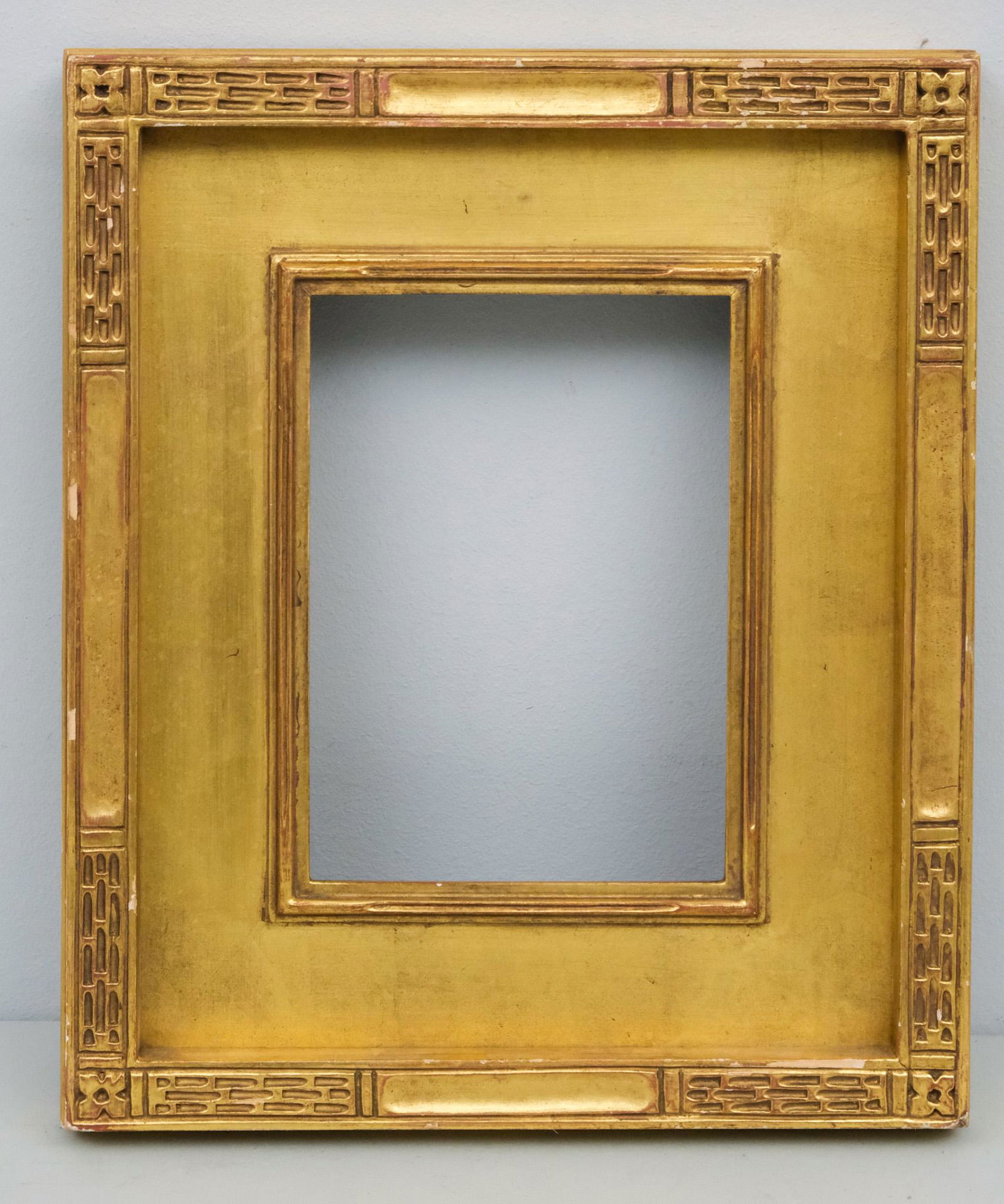 Custom Newcomb Macklin Style Frame 6" x 8" (1 of 4)