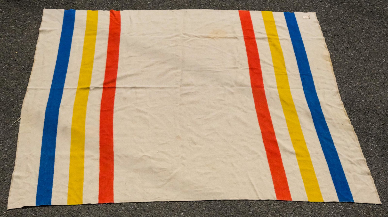 Golden Dawn Wool Icelandic Trade Blanket 1940's (1 of 9)