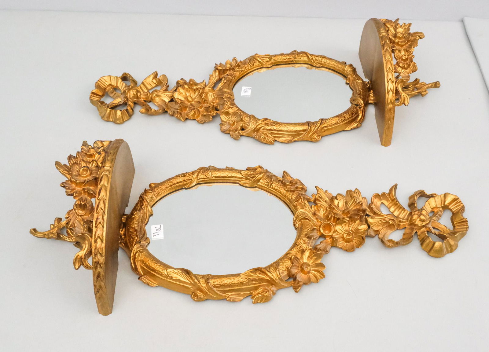 Pair of Gilt Italian Mirror Backed Shelves (1 of 7)