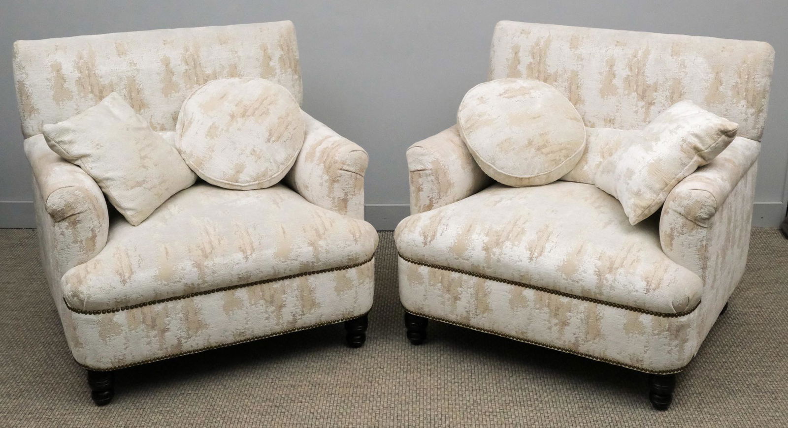 Pair of White Plush Armchairs (1 of 11)