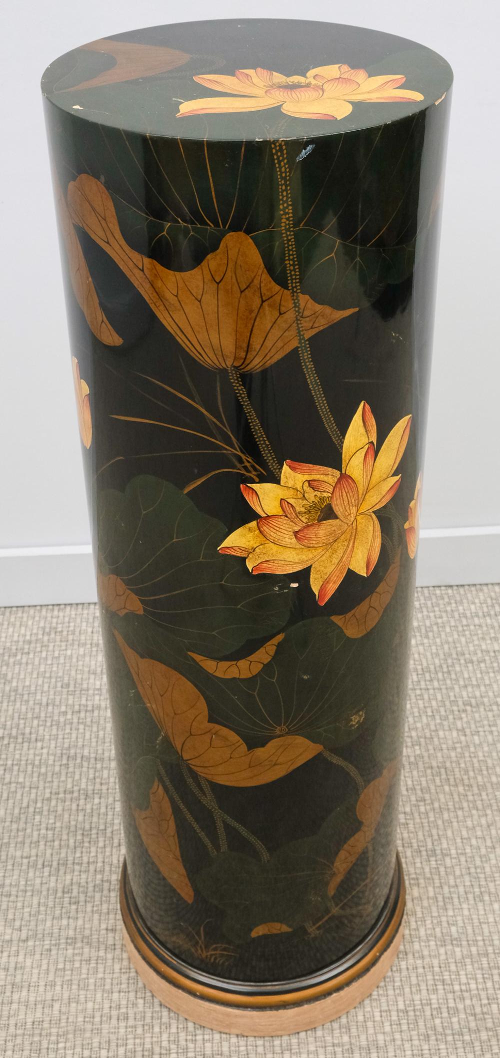 Chinese Black Lacquer Round Pedestal (1 of 6)