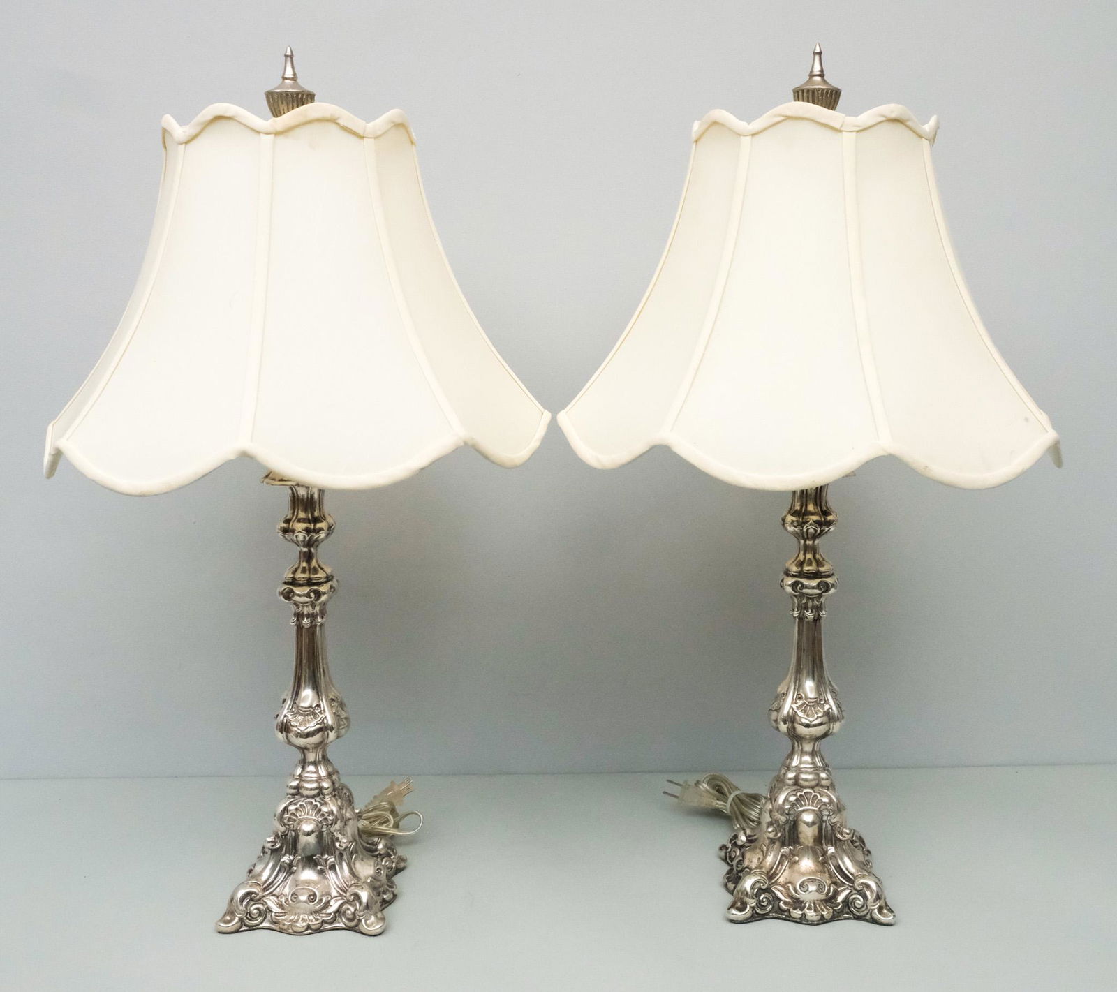 Pair of Metal Baroque/Rococo Style Table Lamps (1 of 5)