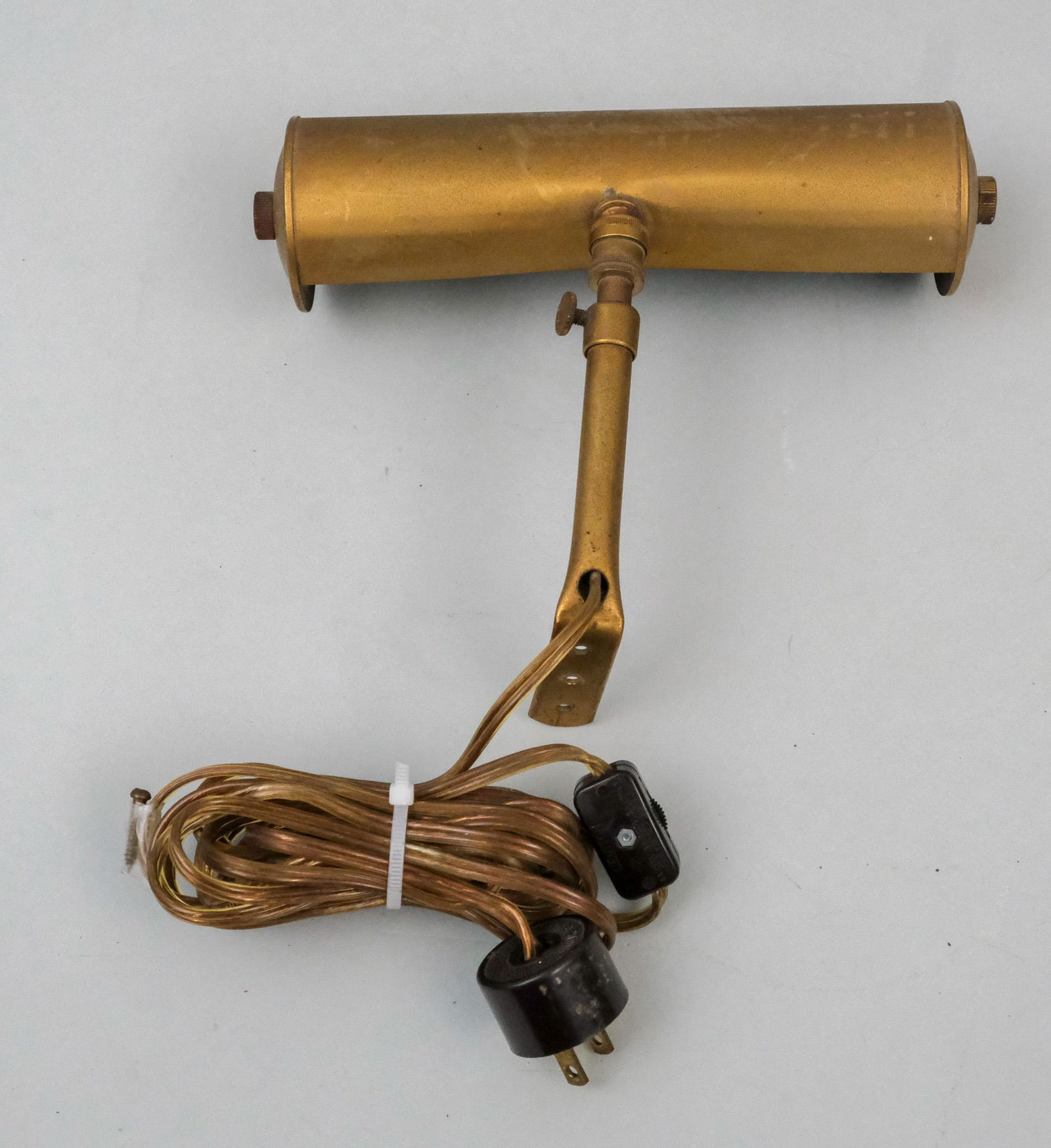 Vintage Brass Gallery Painting Light (1 of 4)