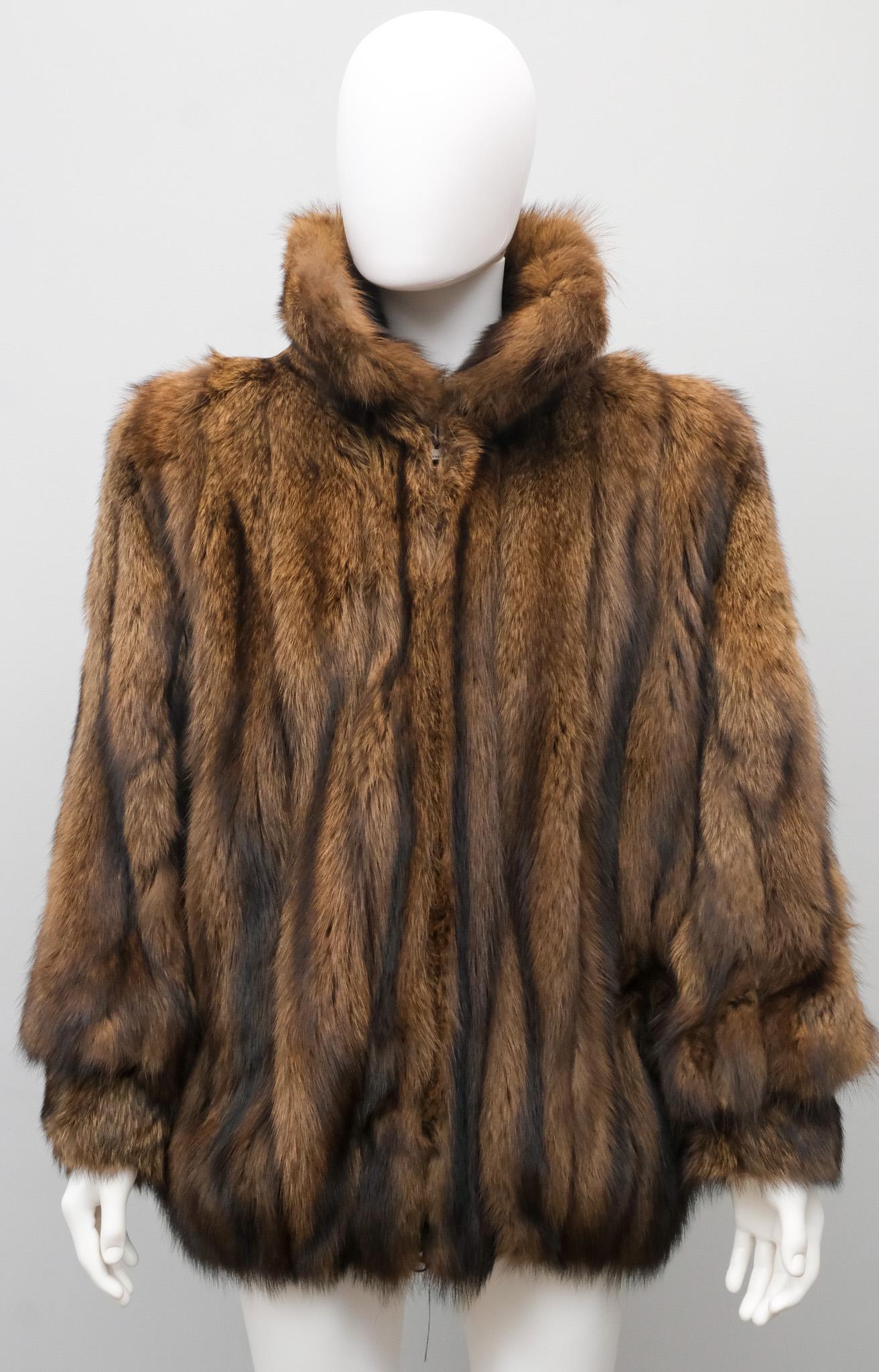 Fisher Fur Coat (1 of 7)