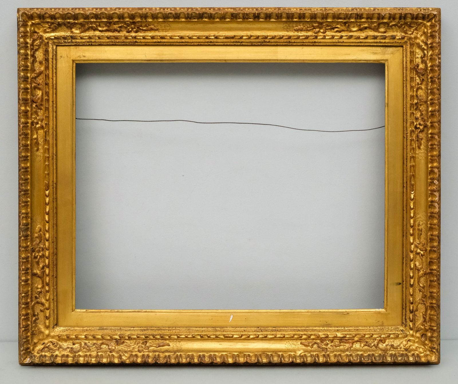 Italian Giltwood Canaletto Frame 16" x 20" (1 of 4)