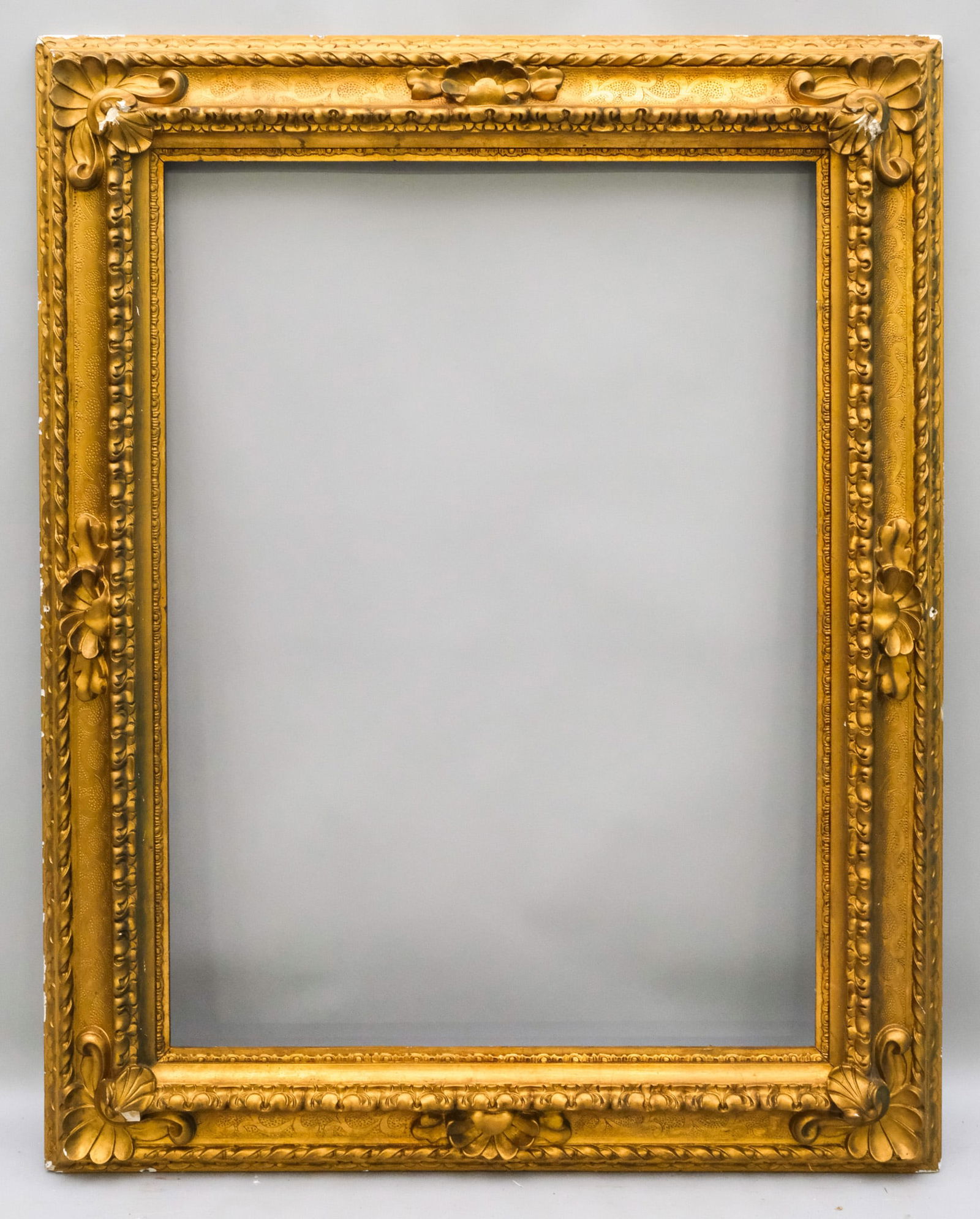 Spanish Baroque Giltwood Frame 32" x 43" (1 of 4)
