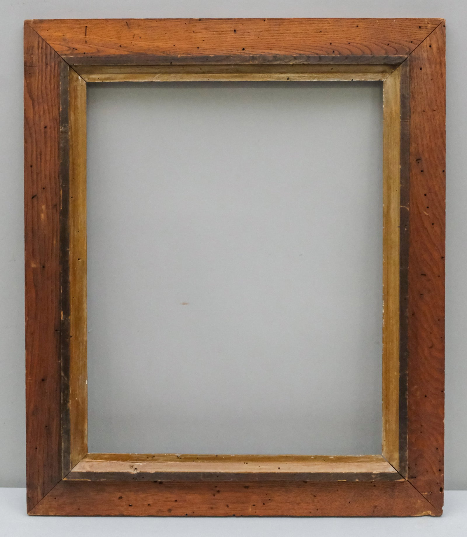 American Modernist Frame 16" x 20": American, ca. 1940, in a great standard size. Overall 21 1/2" x 25 3/4", Rabbet 16" x 20", Molding 3 1/2".