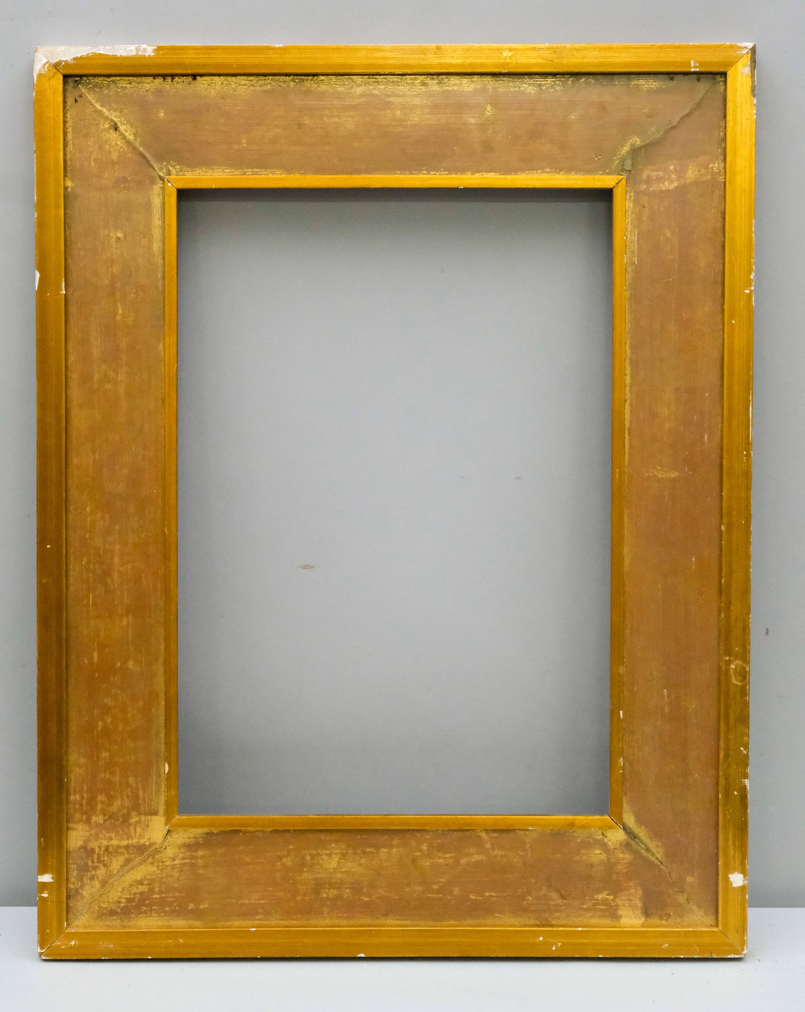 Giltwood Frame 12 1/2" x 18": American, ca. 1930. Overall 20" x 25 3/4", Rabbet 12 1/2" x 18", Molding 4".