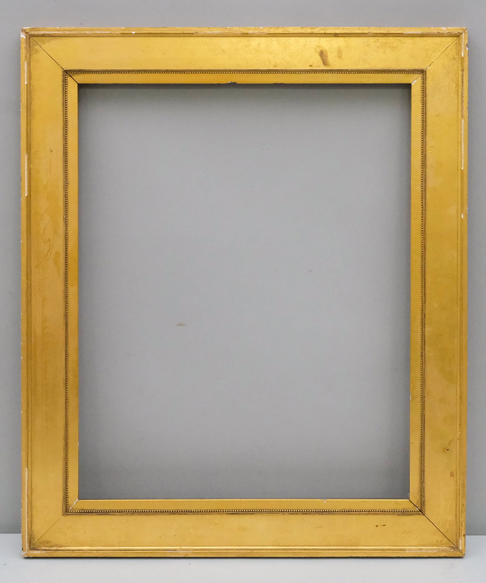 American Giltwood Frame 15 3/4" x 20": American, ca. 1880. Overall 20 3/4" x 24 3/4", Rabbet 15 3/4" x 20", Molding 2 1/2".