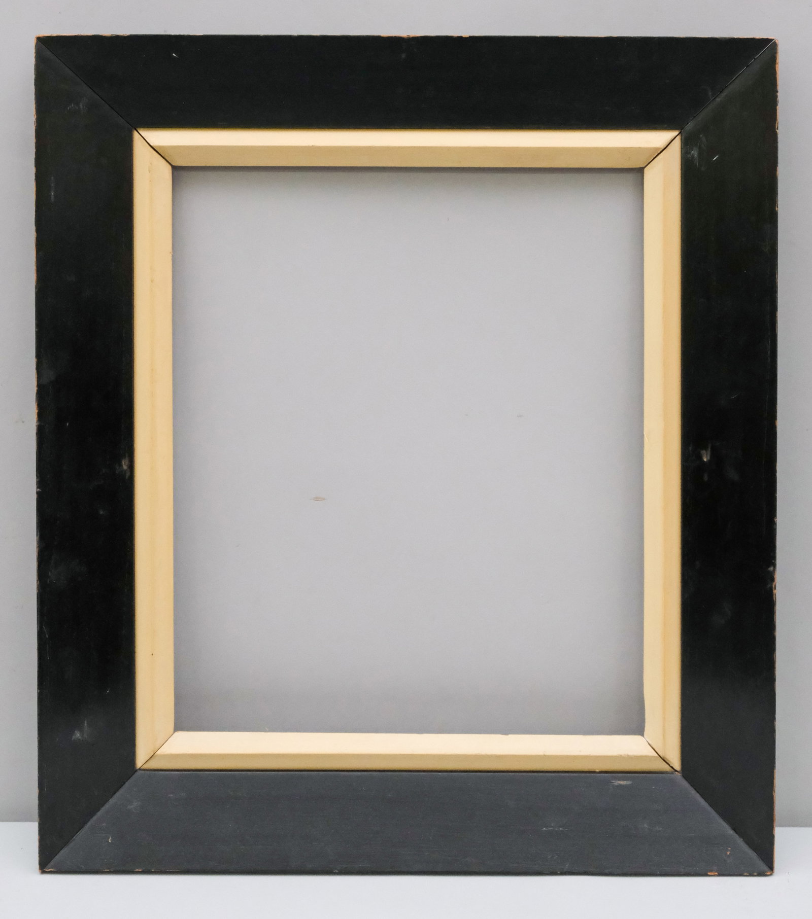 American Modernist Frame 14 3/4" x 18": American, ca. 1940. Overall 22" x 25", Rabbet 14 3/4" x 18", Molding 4".