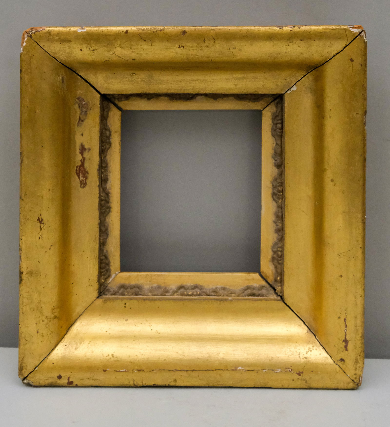 American Giltwood Frame 4 3/4" x 5 3/4" (1 of 4)