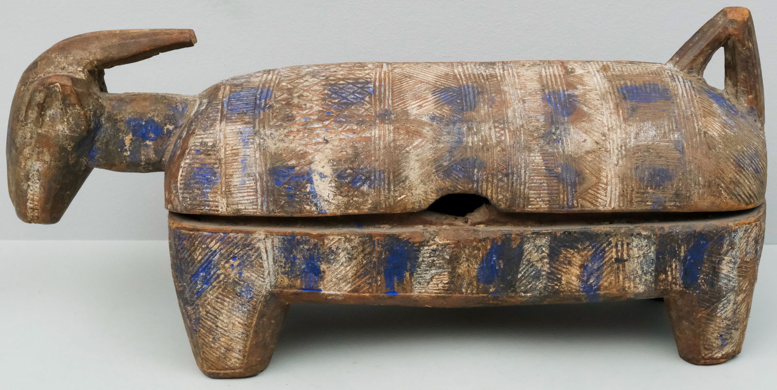 Antique African Figural Carved Goat Box (1 of 8)