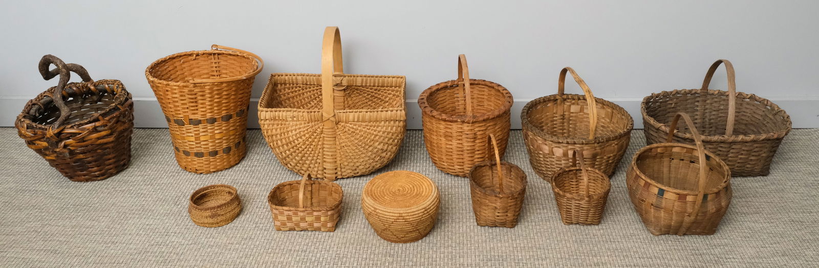 Group of Antique and Vintage Baskets (1 of 4)