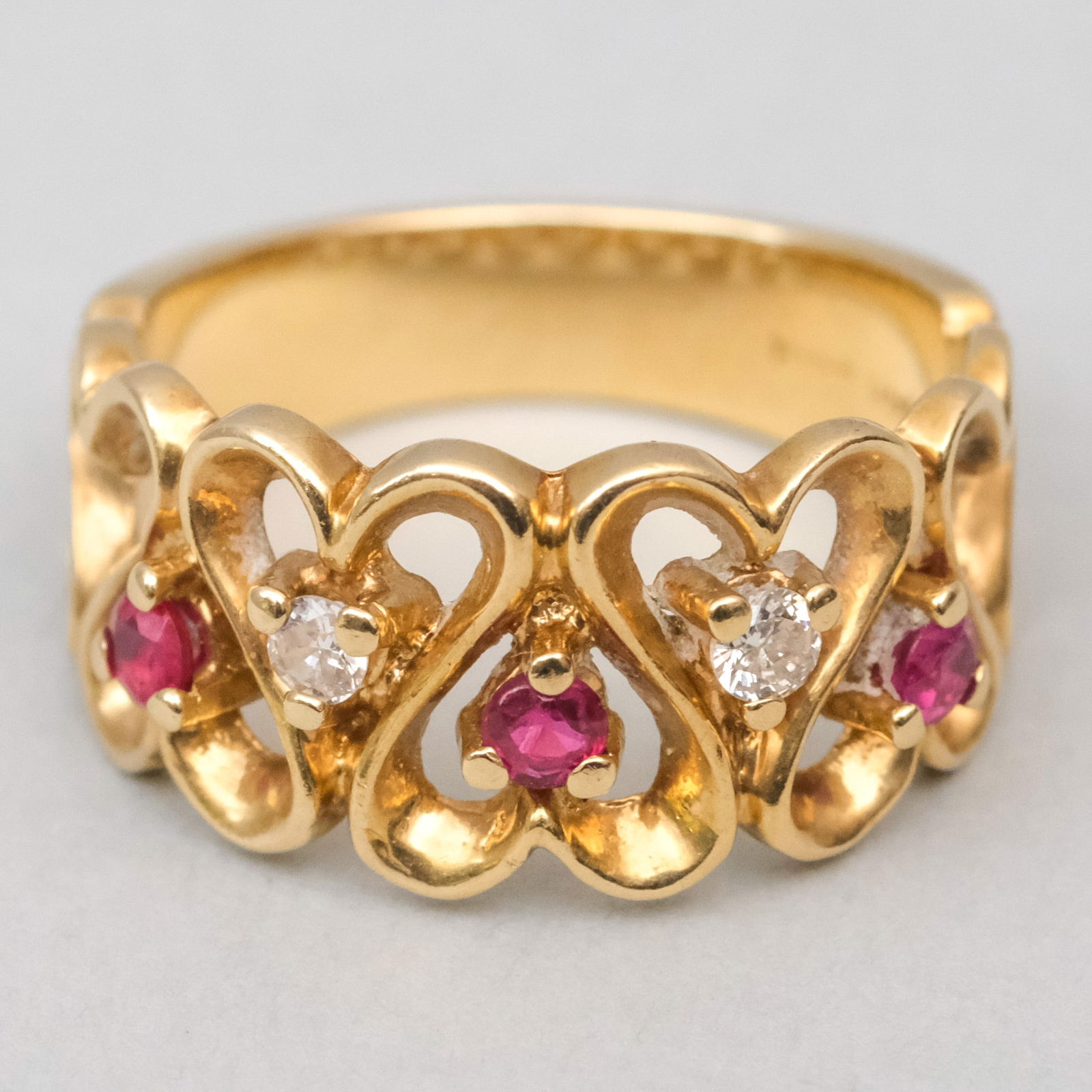 Vintage Swooping Heart 14K Diamond Ruby Ring (1 of 7)