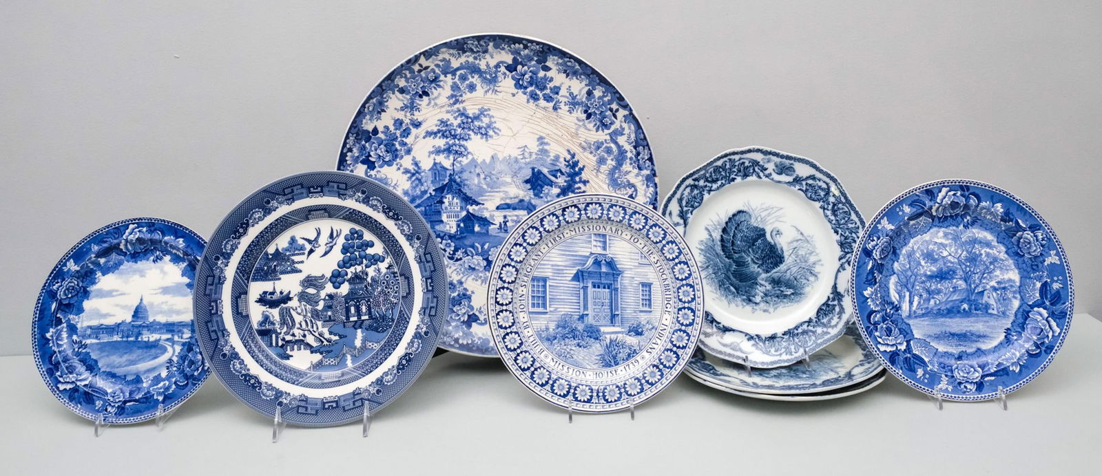 Group of Fine Blue & White Porcelain & Pottery (1 of 20)
