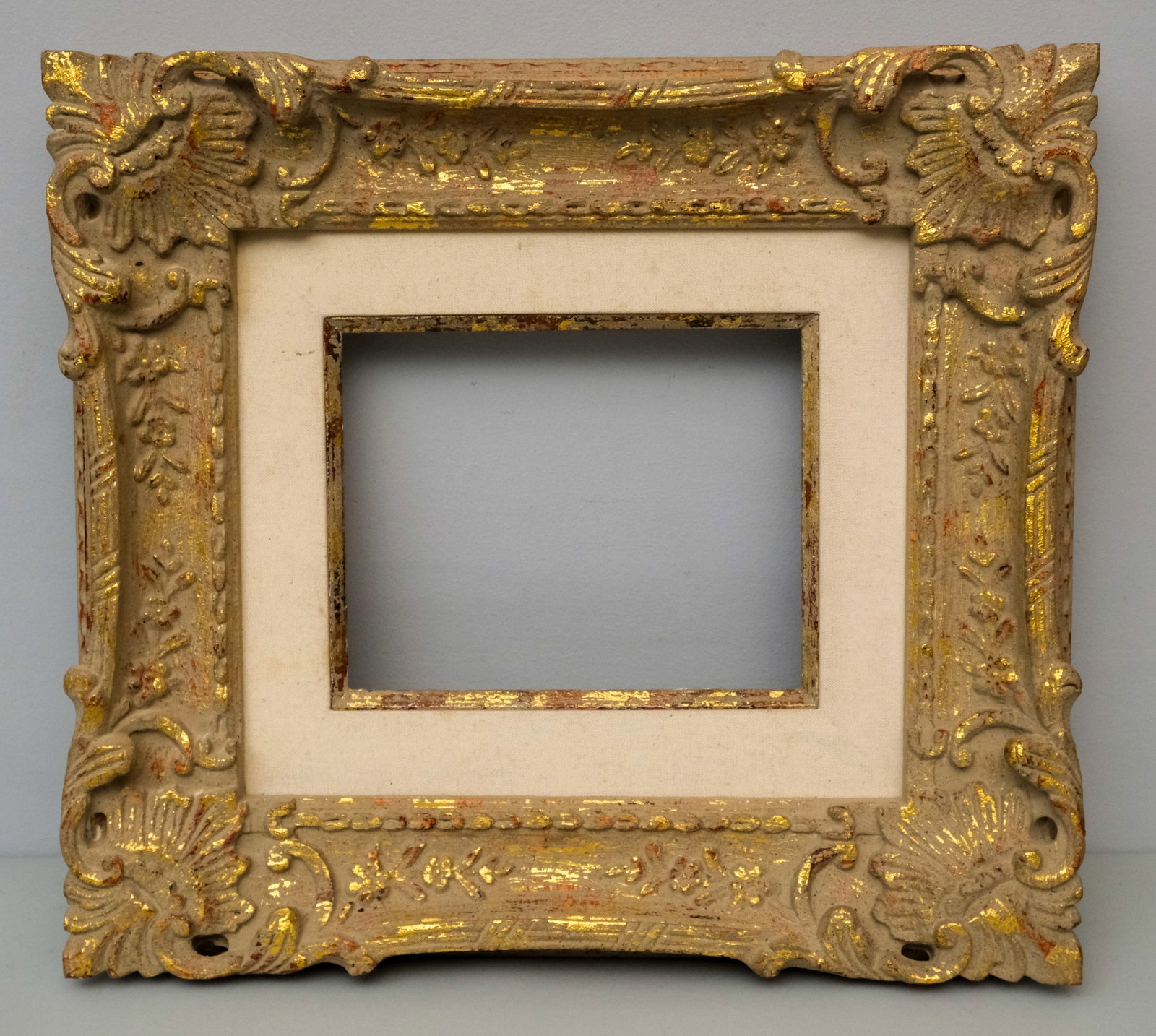 Louis XV Style Montparnasse Frame 8" x 10": American, ca. 1960, in a great standard size. Overall 18 1/2" x 20 1/2", rabbet 8" x 10", molding 5 1/2".