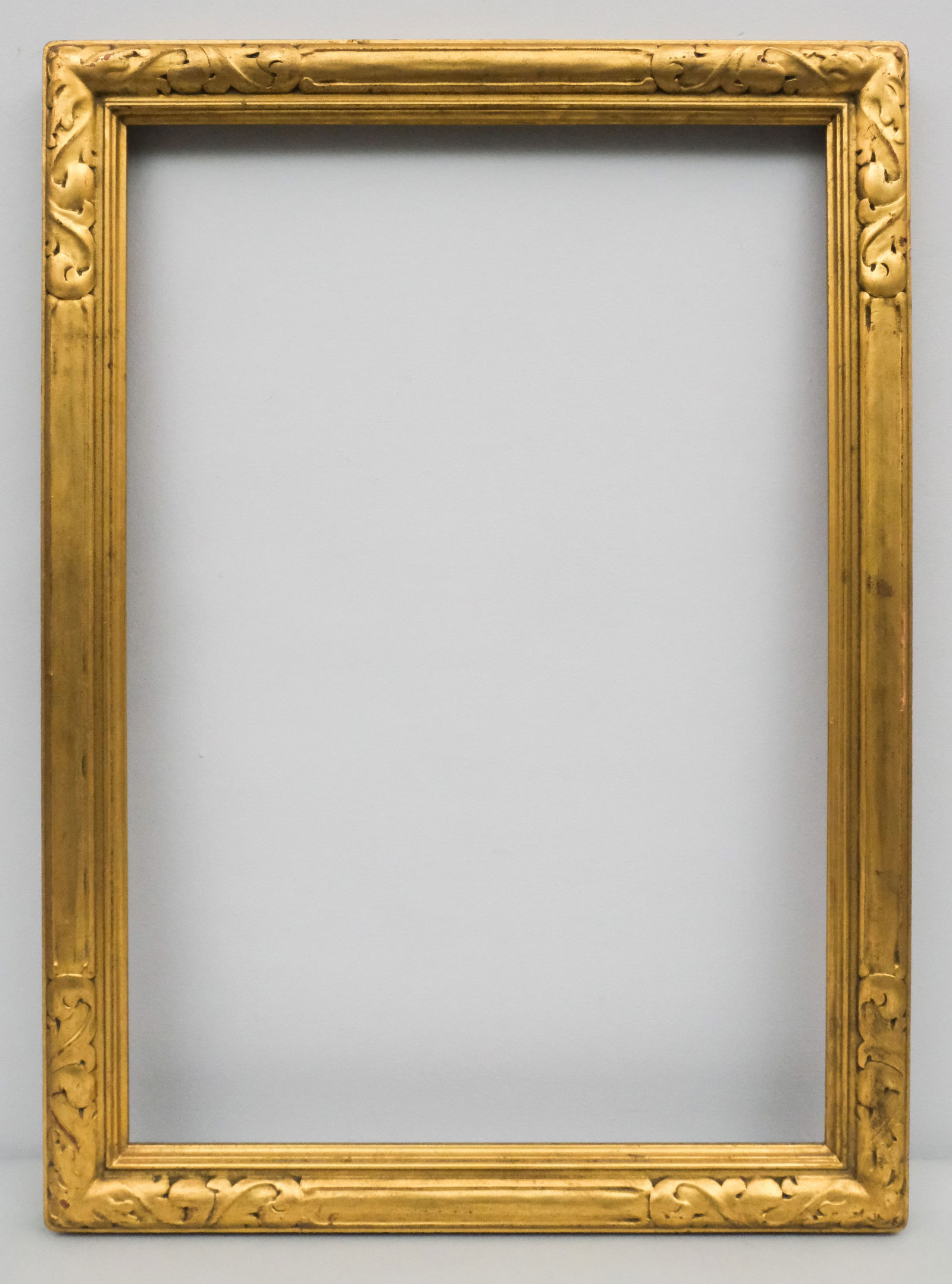 Newcomb Macklin Gilt Frame 18" x 26": Newcomb Macklin, ca. 1920, carved and gilded. Overall 21 1/2" x 29 1/2", rabbet 18" x 26", molding 2".
