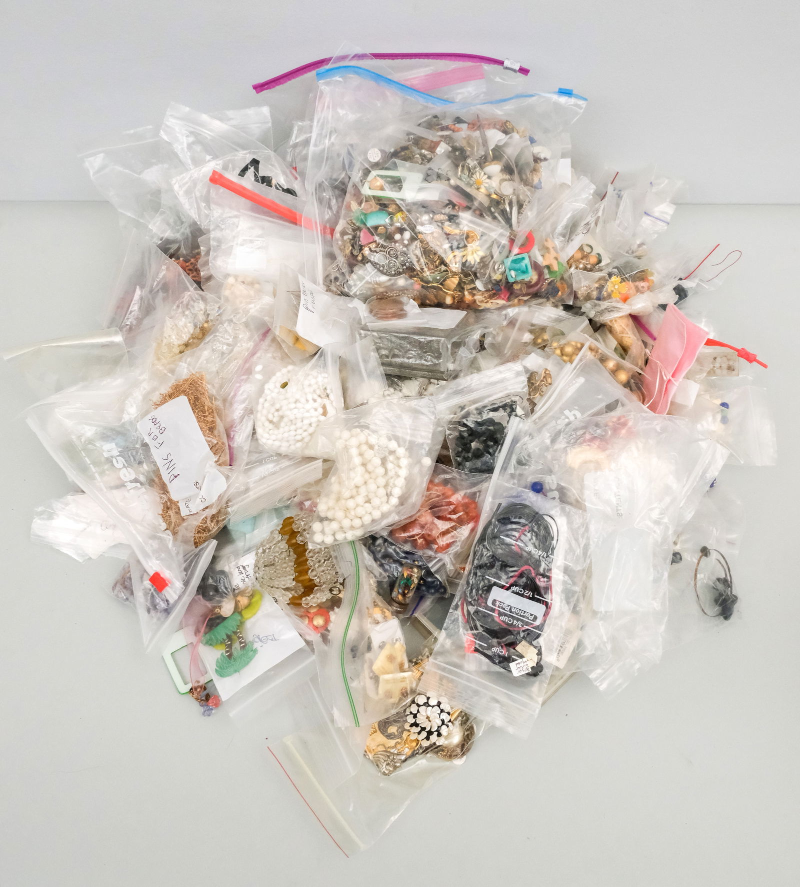 Huge Group Costume Jewelry etc (1 of 2)