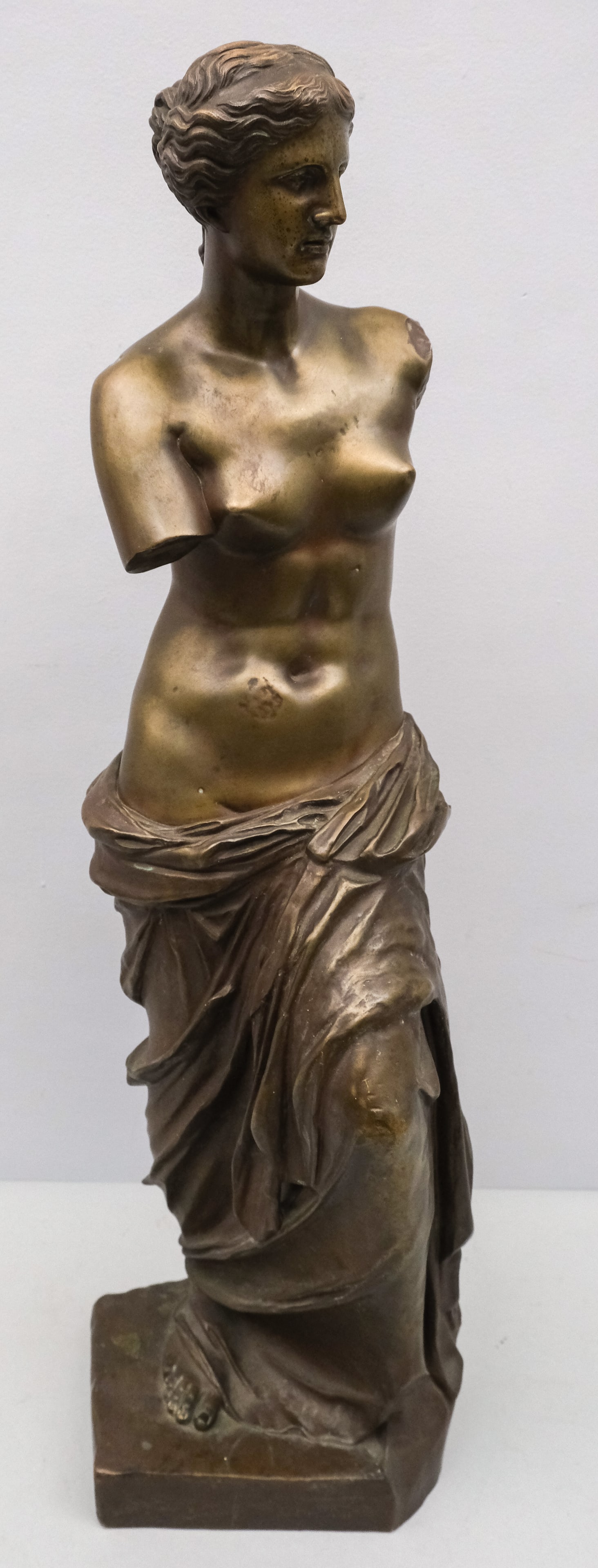 Cast Bronze Venus De Milo (1 of 9)