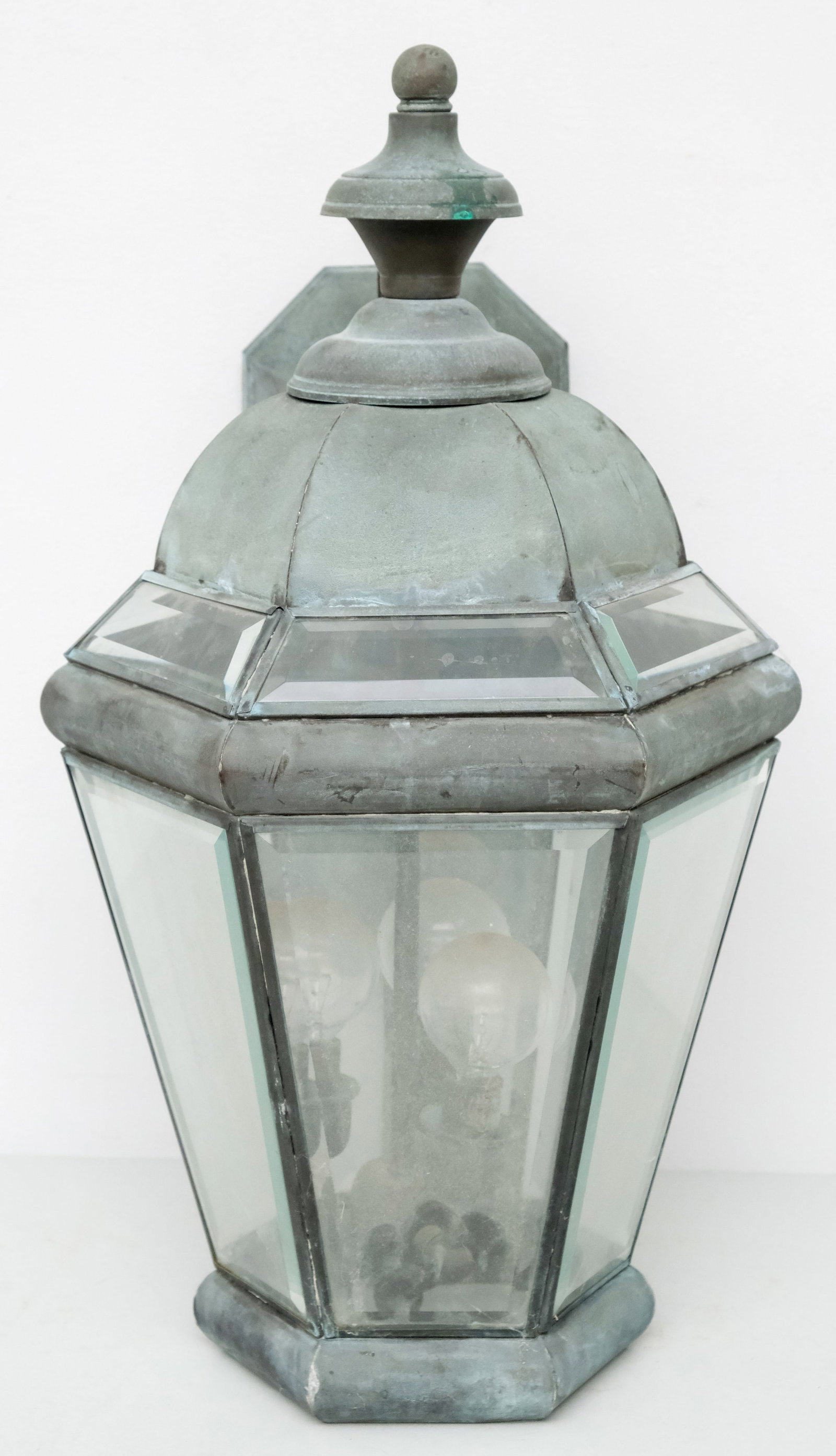 Large Bronze Finish Outdoor Lantern Lamp (1 of 7)