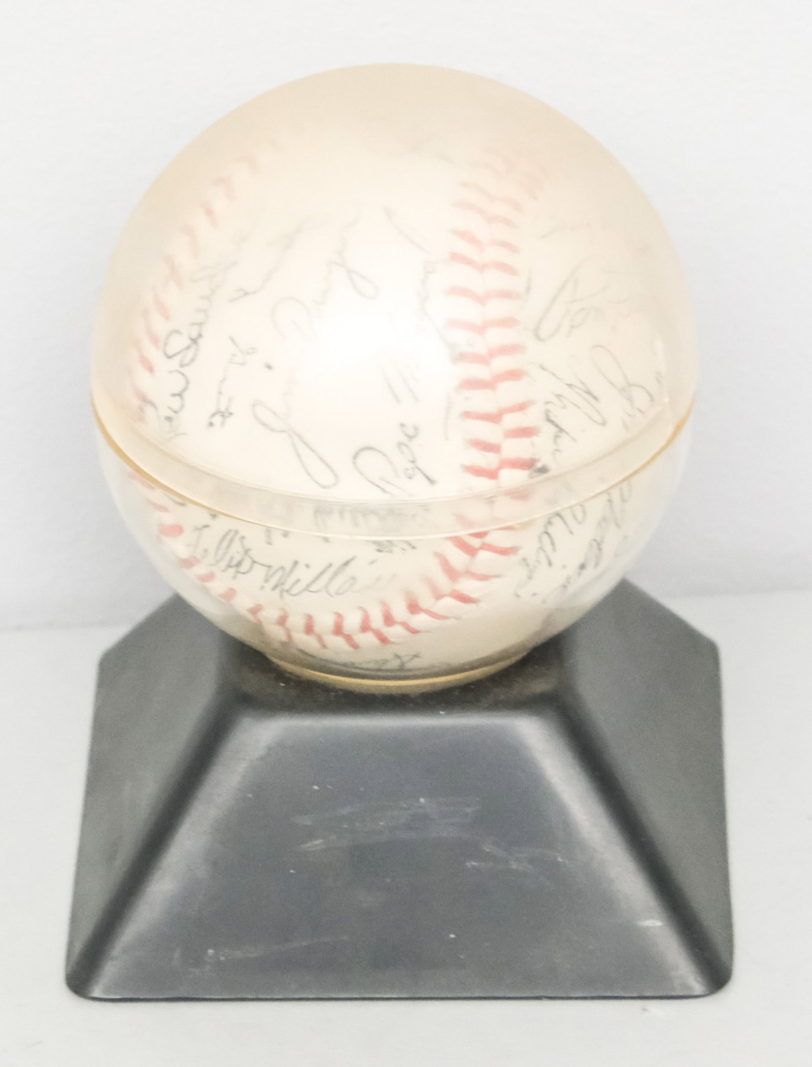 Signed Mets Baseball (1 of 11)