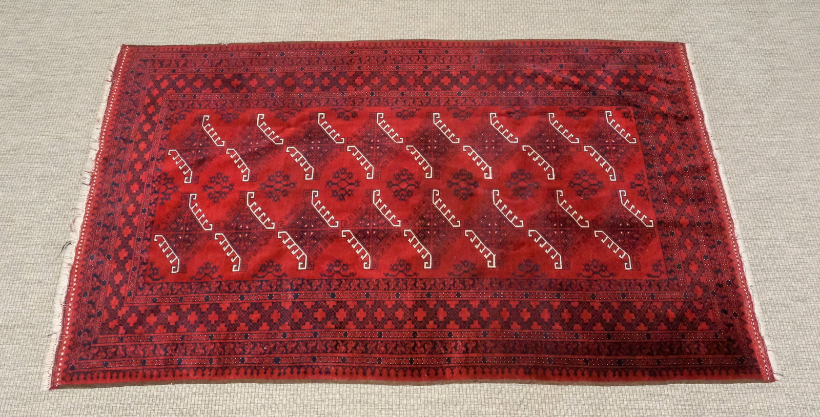 Vintage Persian Rug 50" x 85": 20th century, having red color, 50" x 85"