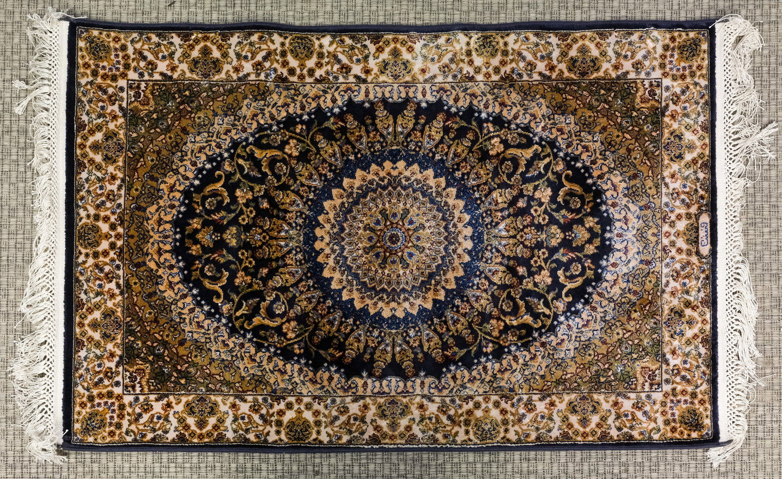 Vintage Turkish Rug 22 1/2" x 41" (1 of 6)