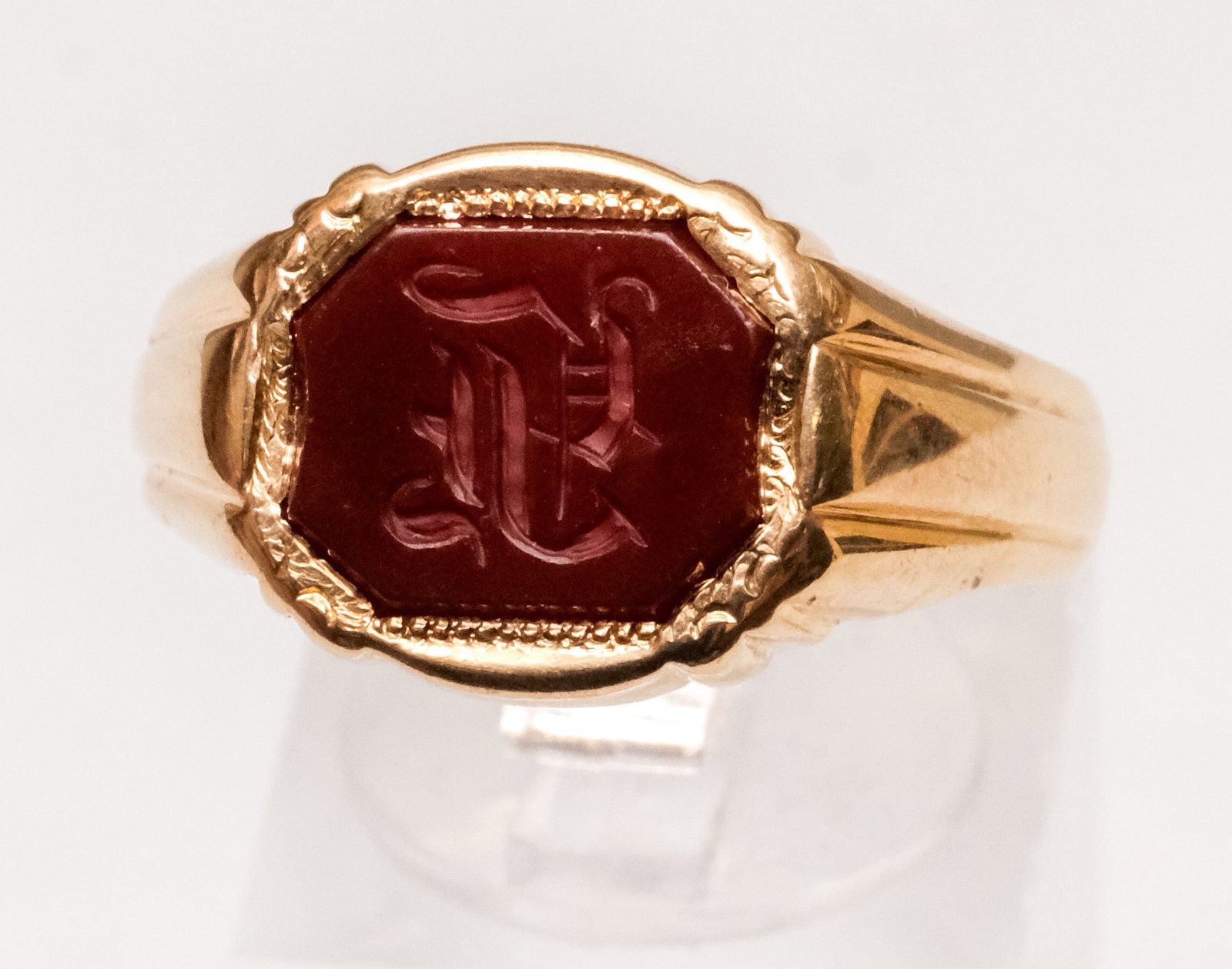 Antique 18K Gold Signet Ring: With old English initial engraved into carnelian, Size 10.5 and 5.3 dwt.